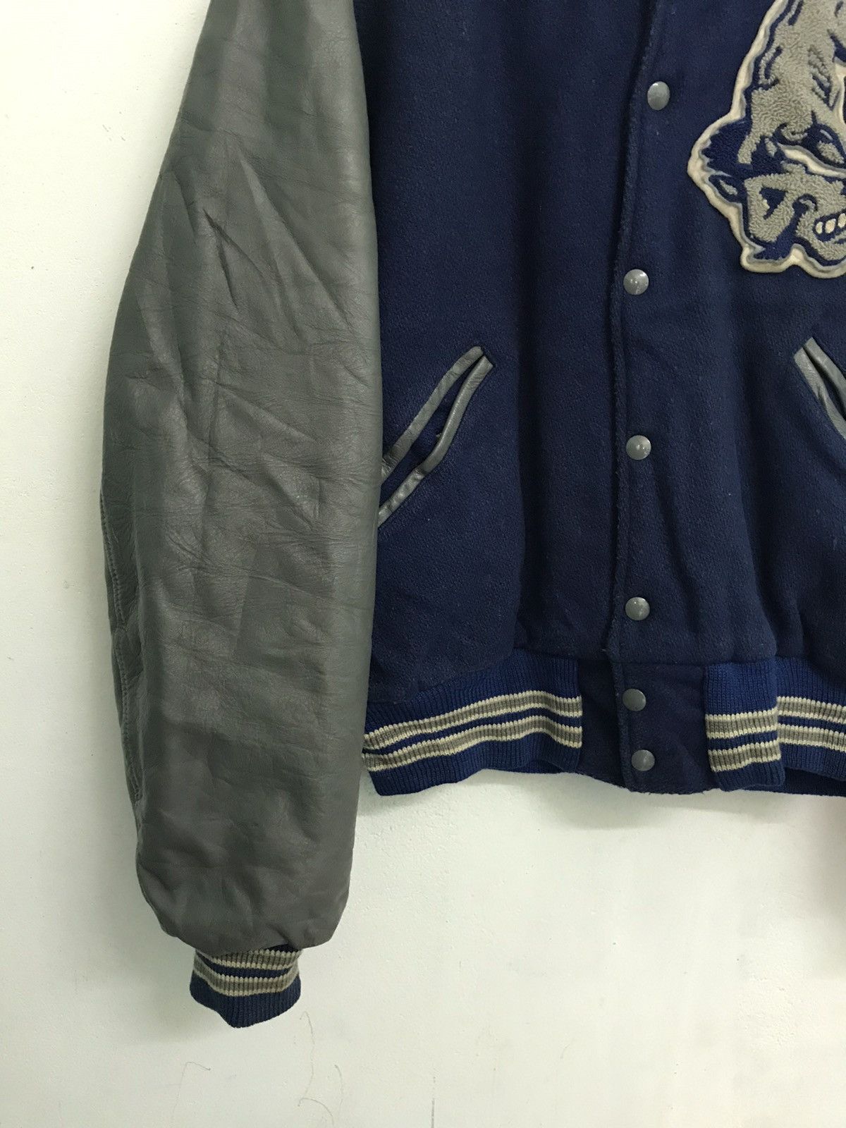 Japanese Brand Vtg Catch Ball Sportwear Genuine Flynntan Varsity Jacket Size US L / EU 52-54 / 3 - 5 Thumbnail