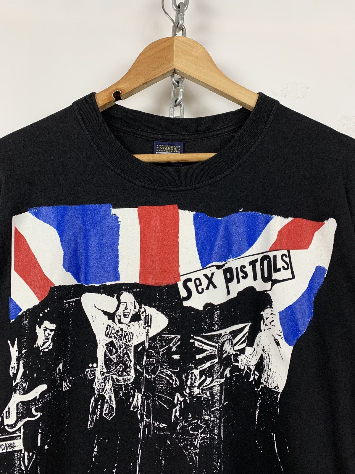 Band Tees Vintage Sex Pistols God Save The Queen Band T-Shirt Size US S / EU 44-46 / 1 - 4 Thumbnail