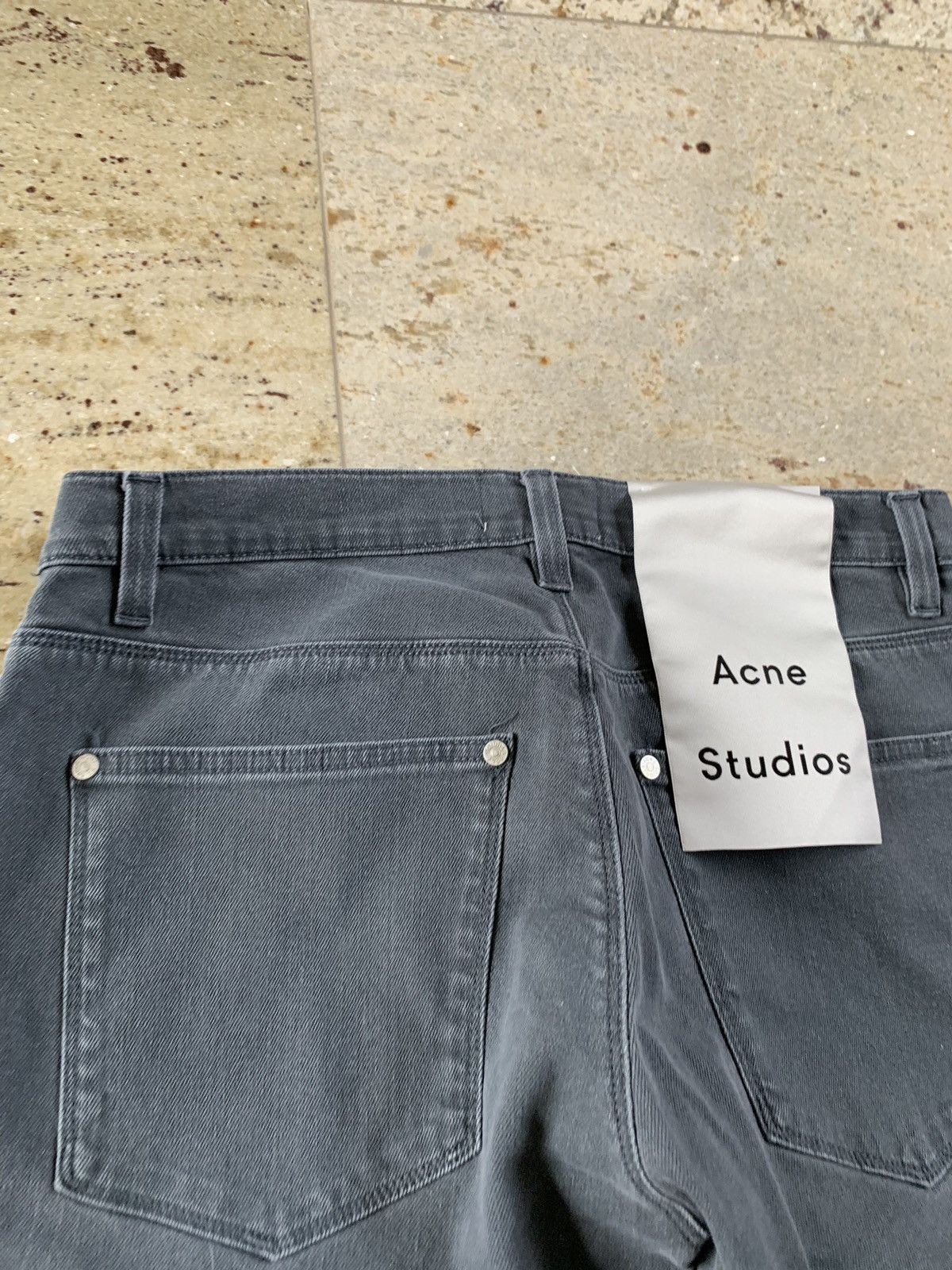 Acne Studios 29 x 32 Max Denim in Darko Grey Size US 30 / EU 46 - 14 Thumbnail
