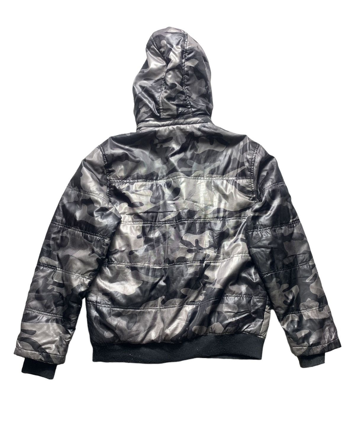 Japanese Brand Vintage Japanese Brand Gett Fishing Puffer Jacket Fur Hoodie Size US L / EU 52-54 / 3 - 2 Thumbnail