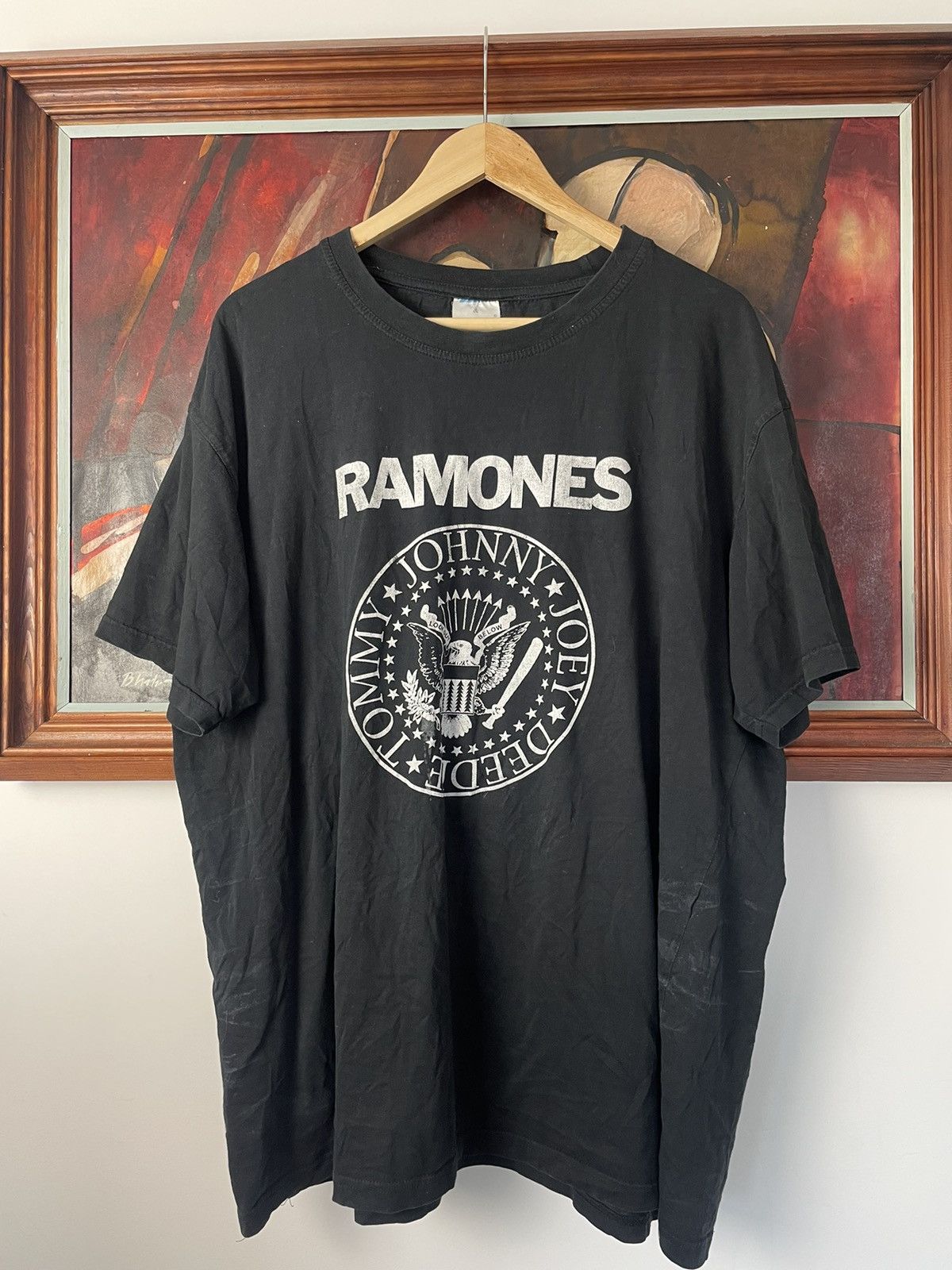 Band Tees Vintage Y2k Ramones Band Rock Tee Washed Hey Ho Lets Go Size US XL / EU 56 / 4 - 1 Thumbnail