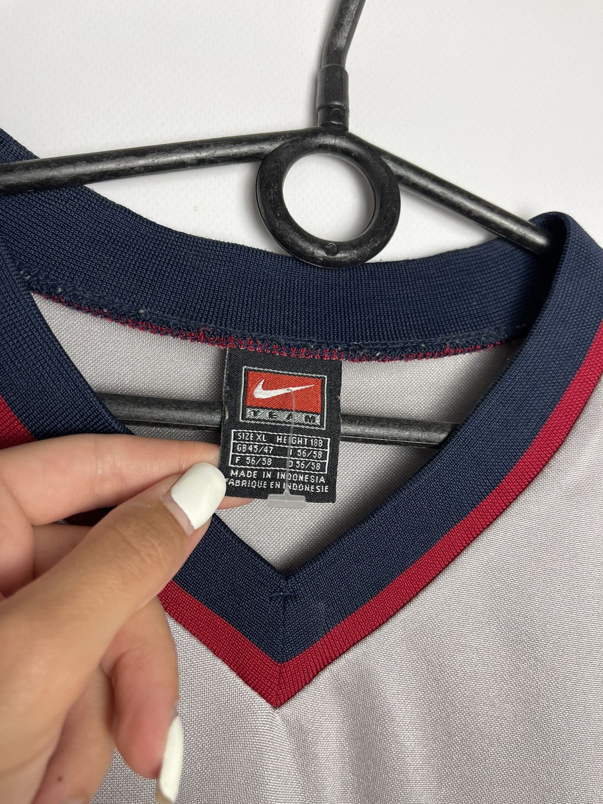 Vintage Vintage jersey Tee Nike F.C. Barcelona football Size US XL / EU 56 / 4 - 6 Thumbnail