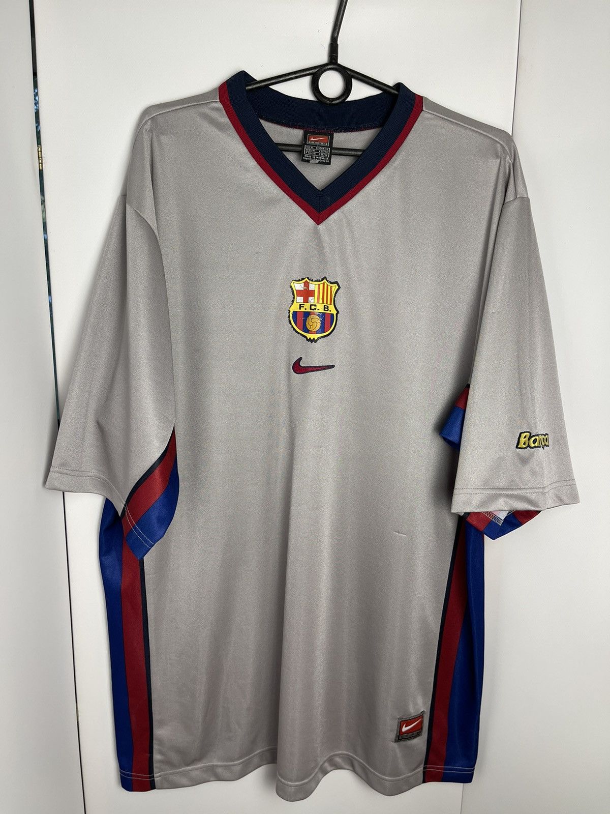 Vintage Vintage jersey Tee Nike F.C. Barcelona football Size US XL / EU 56 / 4 - 13 Thumbnail