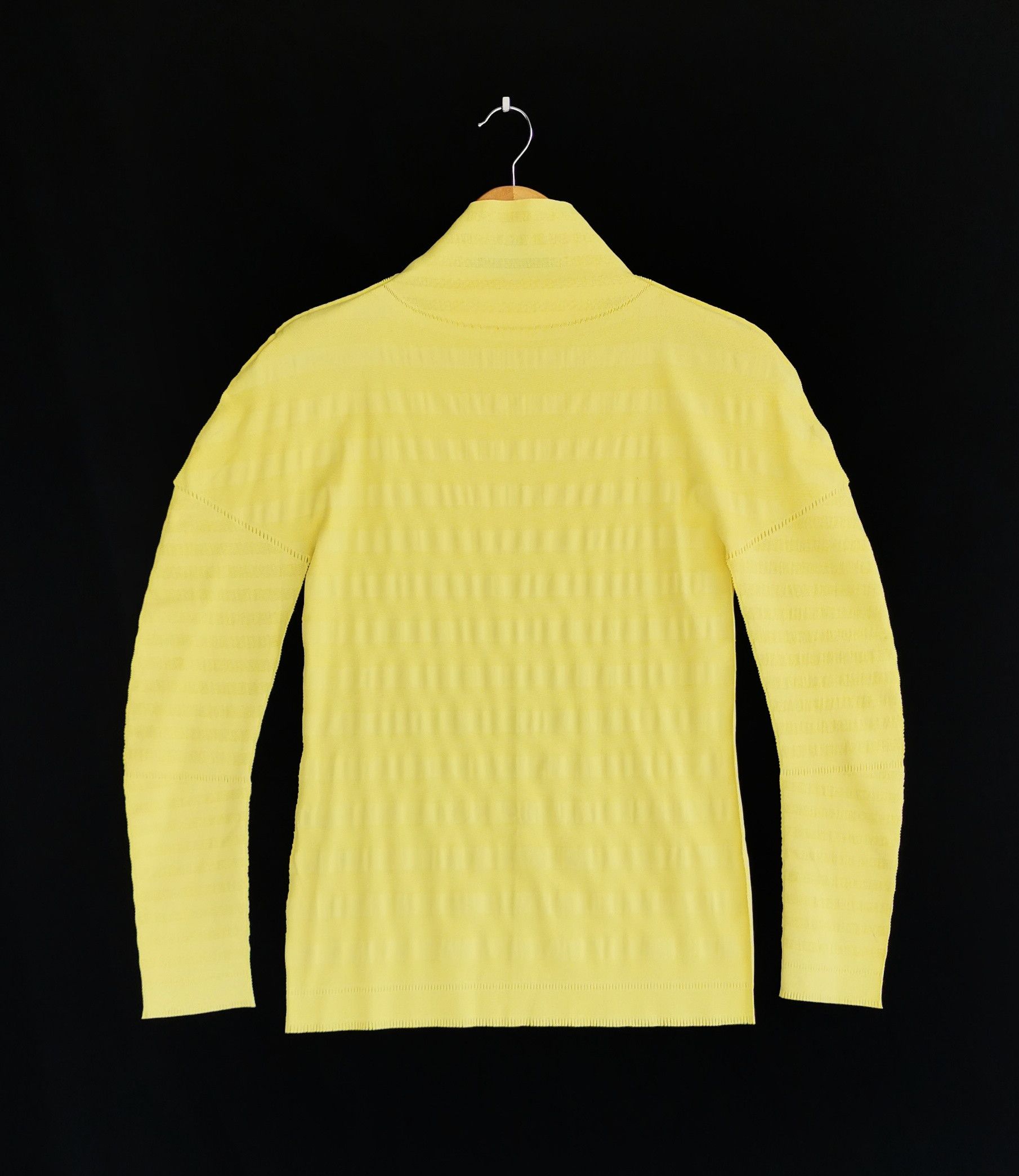 Issey Miyake Pleats Please A-Pac Inside by Issey Miyake Yellow Size US S / EU 44-46 / 1 - 1 Thumbnail