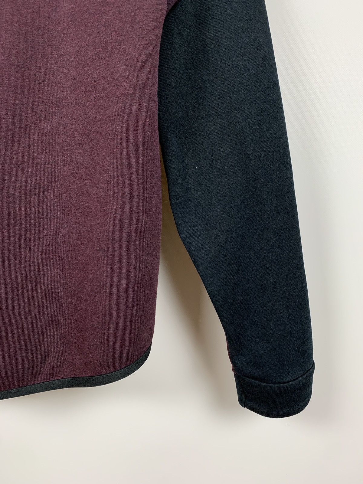 Nike Nike Tech Fleece Black/Burgundy Zip Up Hoodie Size US S / EU 44-46 / 1 - 12 Thumbnail