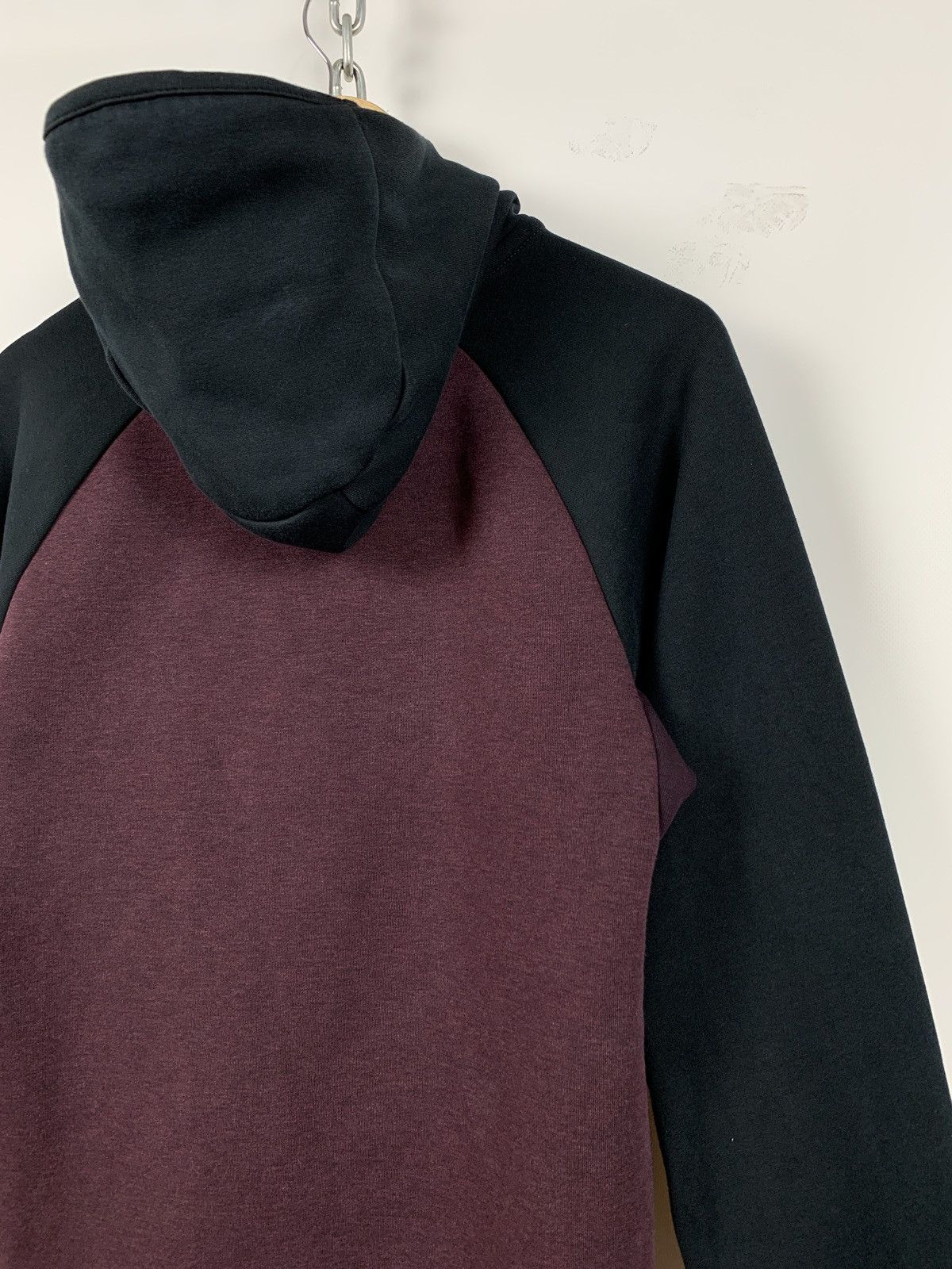Nike Nike Tech Fleece Black/Burgundy Zip Up Hoodie Size US S / EU 44-46 / 1 - 11 Thumbnail