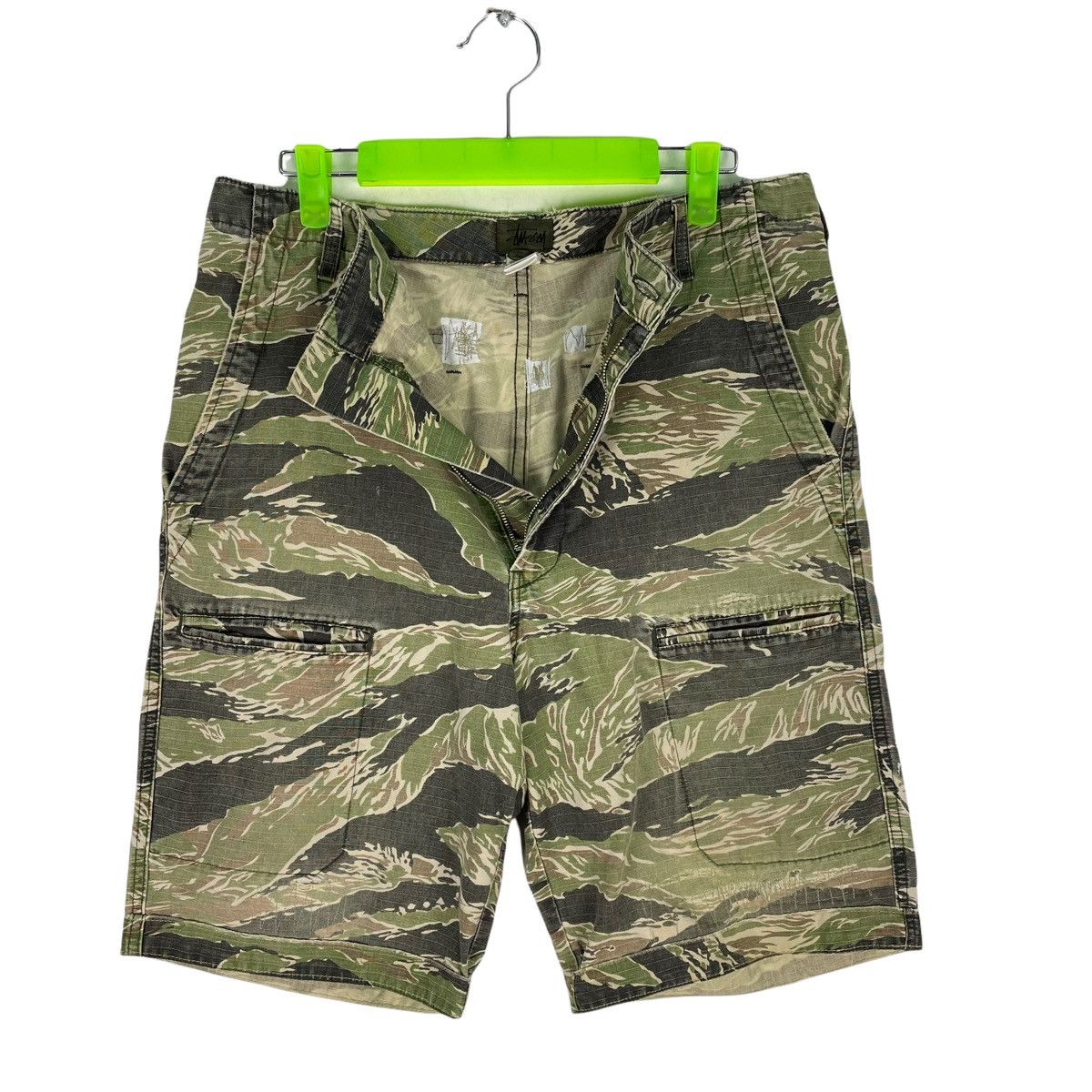 Stussy 🌟STUSSY Tiger Striped Short Pants Size US 32 / EU 48 - 5 Thumbnail