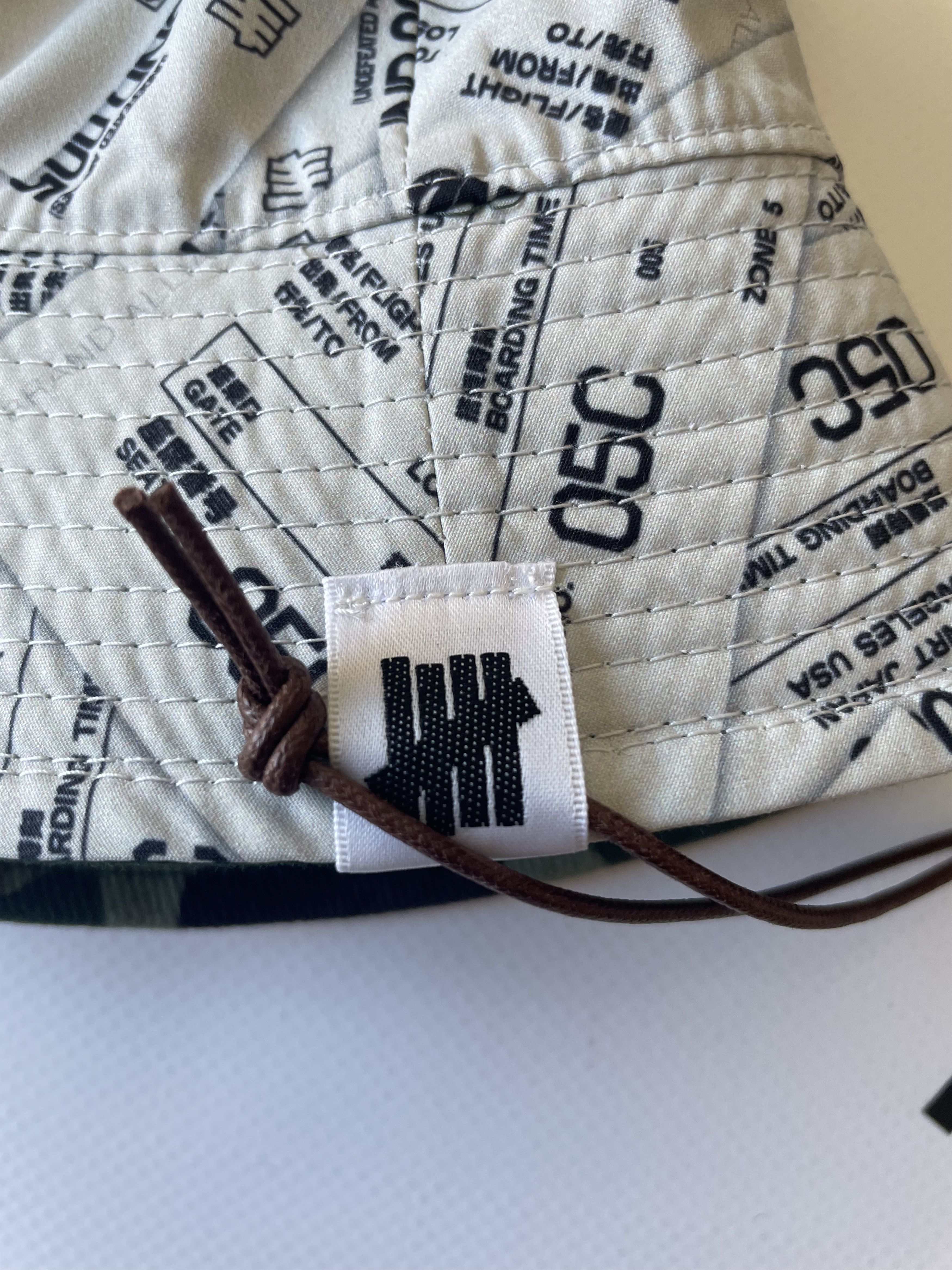 BAPE X UNDFTD BUCKET HAT (REVERSIBLE) M