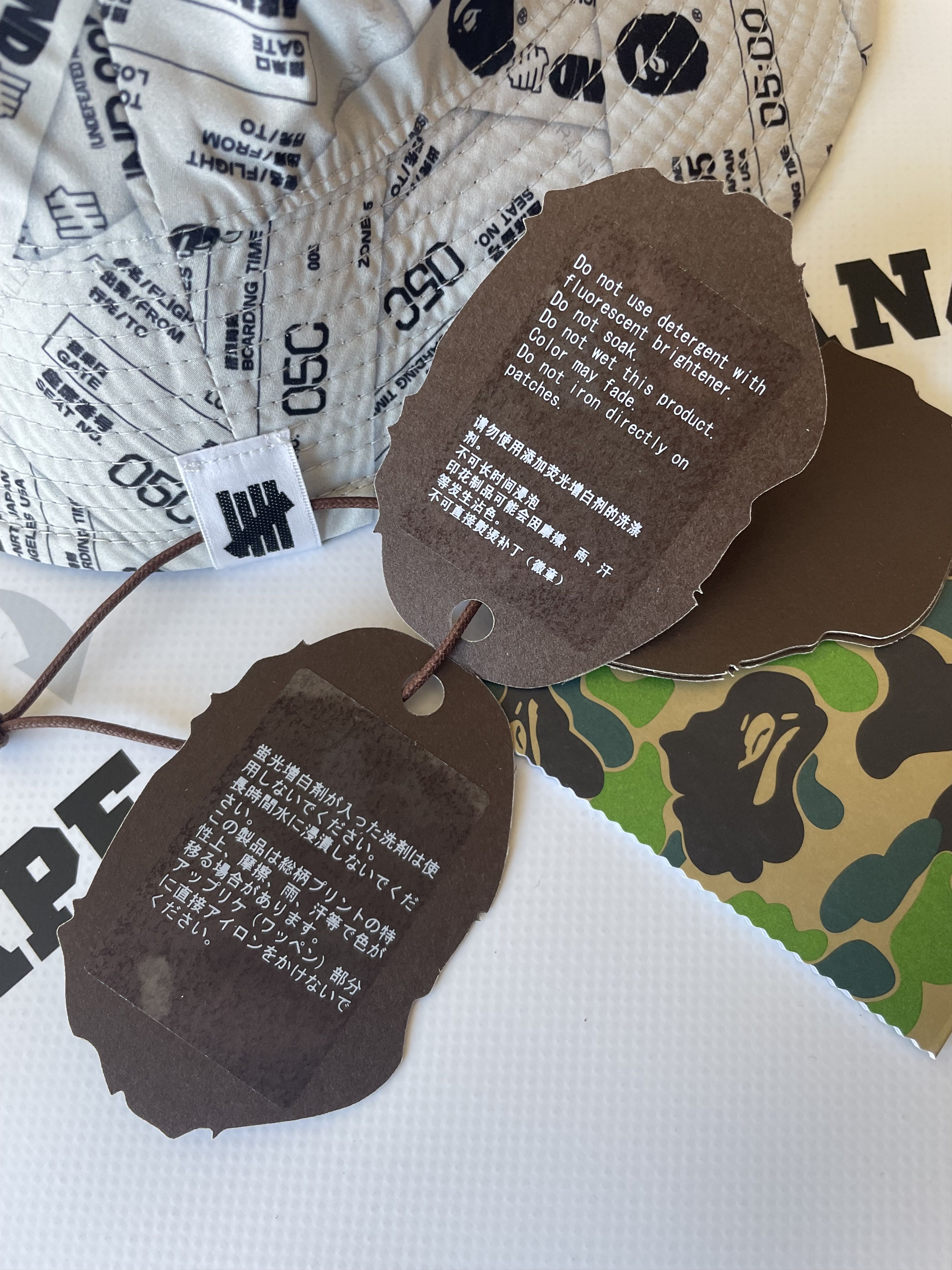 BAPE X UNDFTD BUCKET HAT (REVERSIBLE) M
