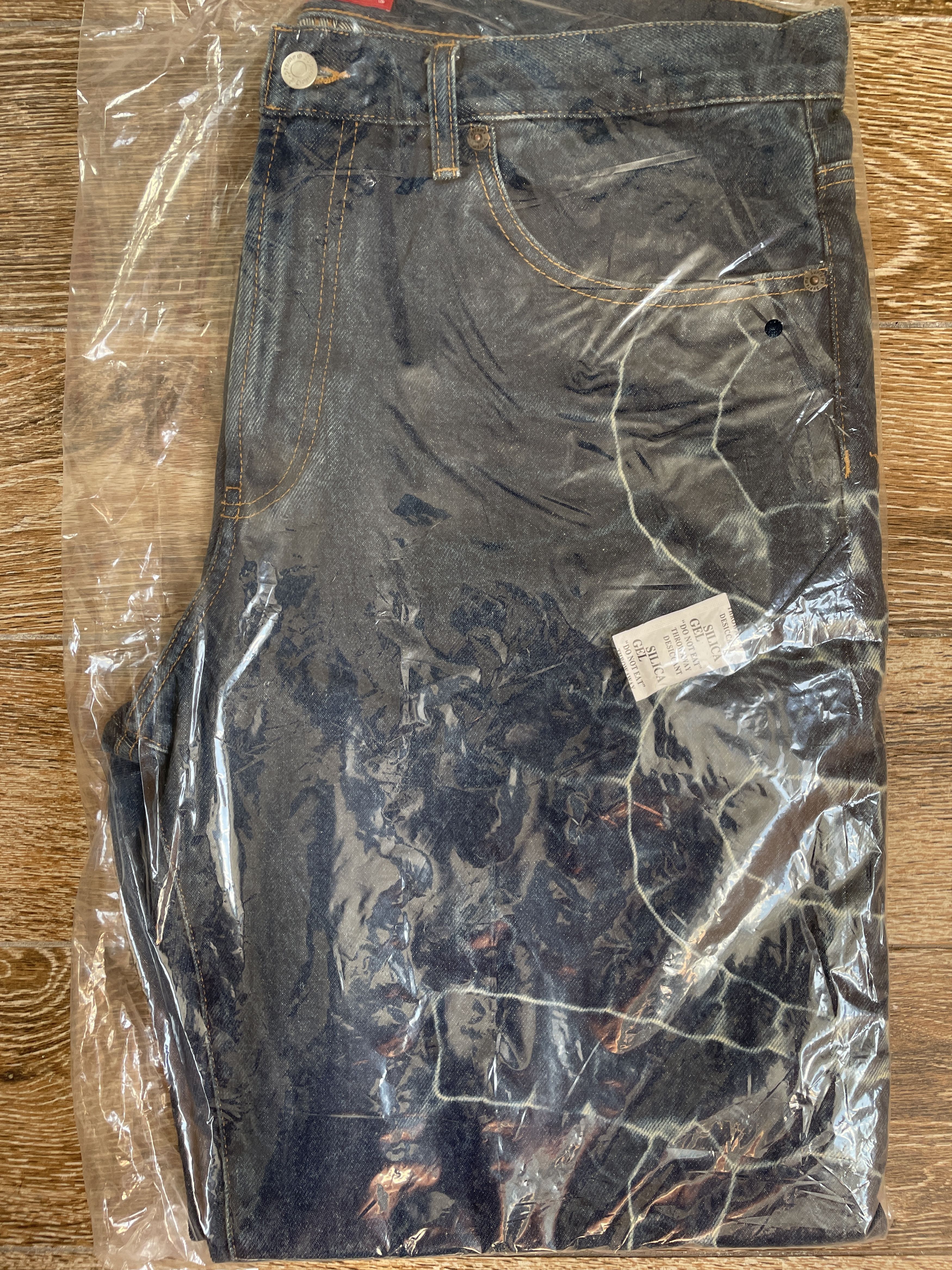 Supreme Supreme Shibori Jean Rigid Indigo Size 36 Denim NEW SS23 Size US 36 / EU 52 - 10 Thumbnail
