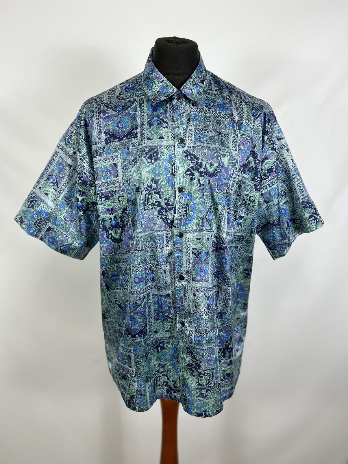 Vintage Vintage 90’s Crazy Shirt Thai silk Size US L / EU 52-54 / 3 - 1 Thumbnail