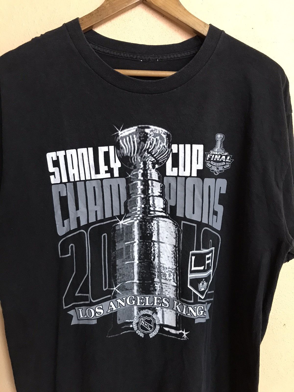 MLB RARE NFL FINAL STANLEY CUP CHAMPION 2012 Size US M / EU 48-50 / 2 - 2 Thumbnail