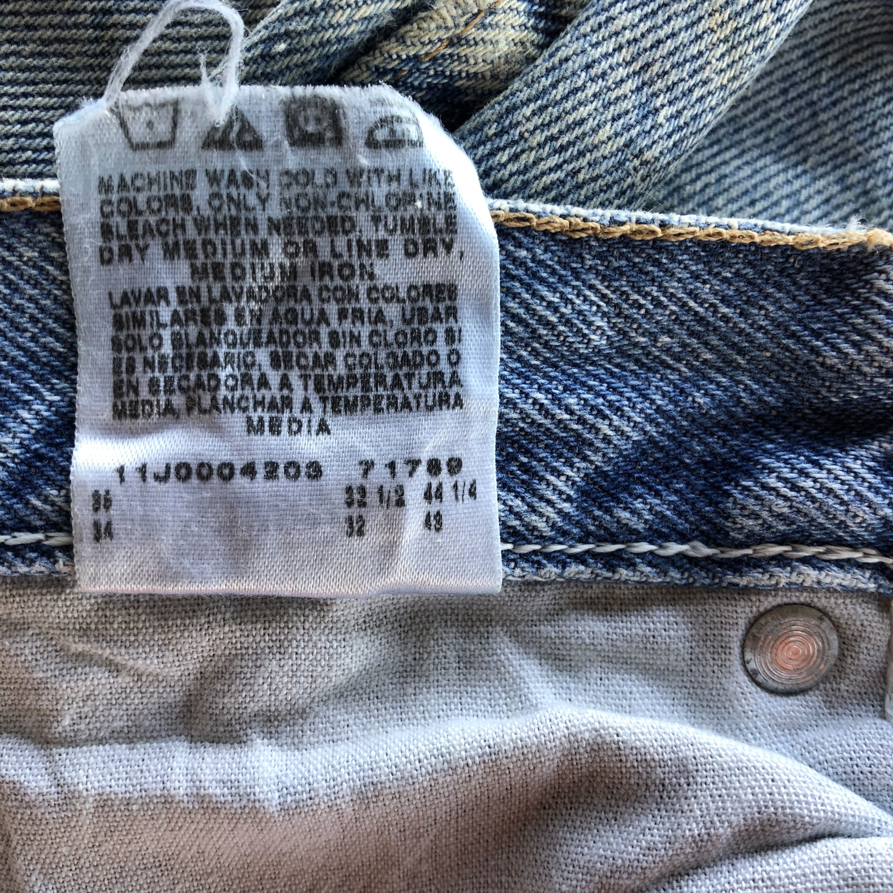 Vintage Vintage Dirty Wrangler Faded Jeans Distressed Wrangler Denim Size US 32 / EU 48 - 10 Thumbnail