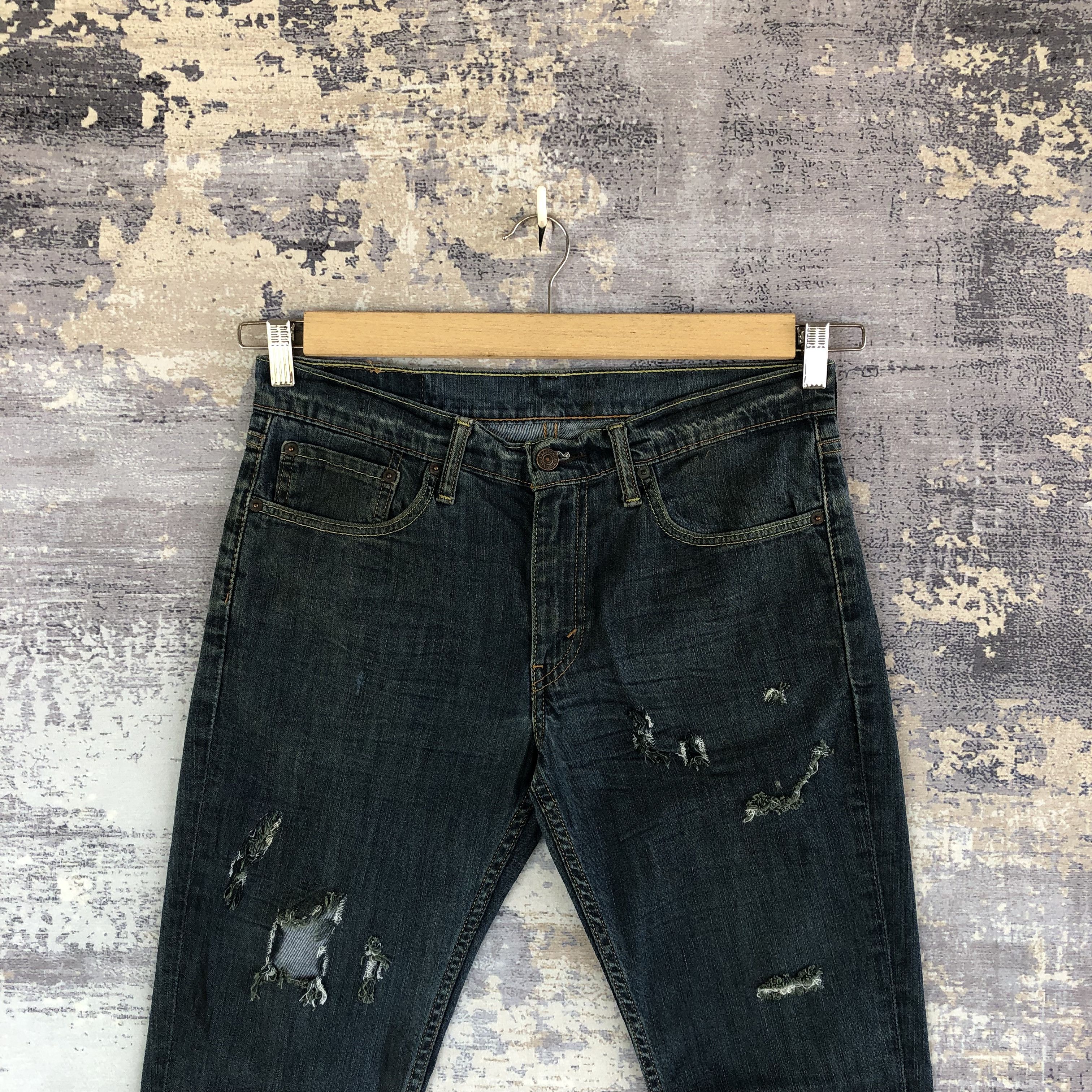 Levi's Vintage Levis 511 Distressed Jeans Levi's 511 Skinny Denim Size US 32 / EU 48 - 3 Thumbnail