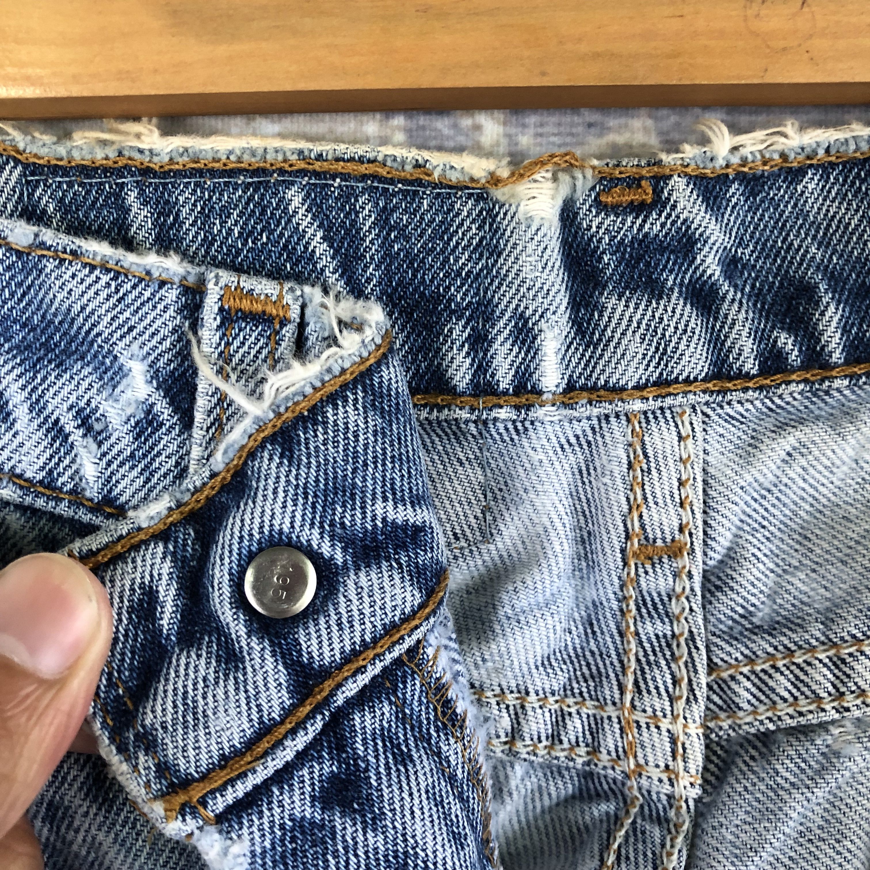 Levi's Vintage Levis Orange Tab Distressed Jeans Levi's 505 Denim Size 26" / US 2 / IT 38 - 9 Thumbnail