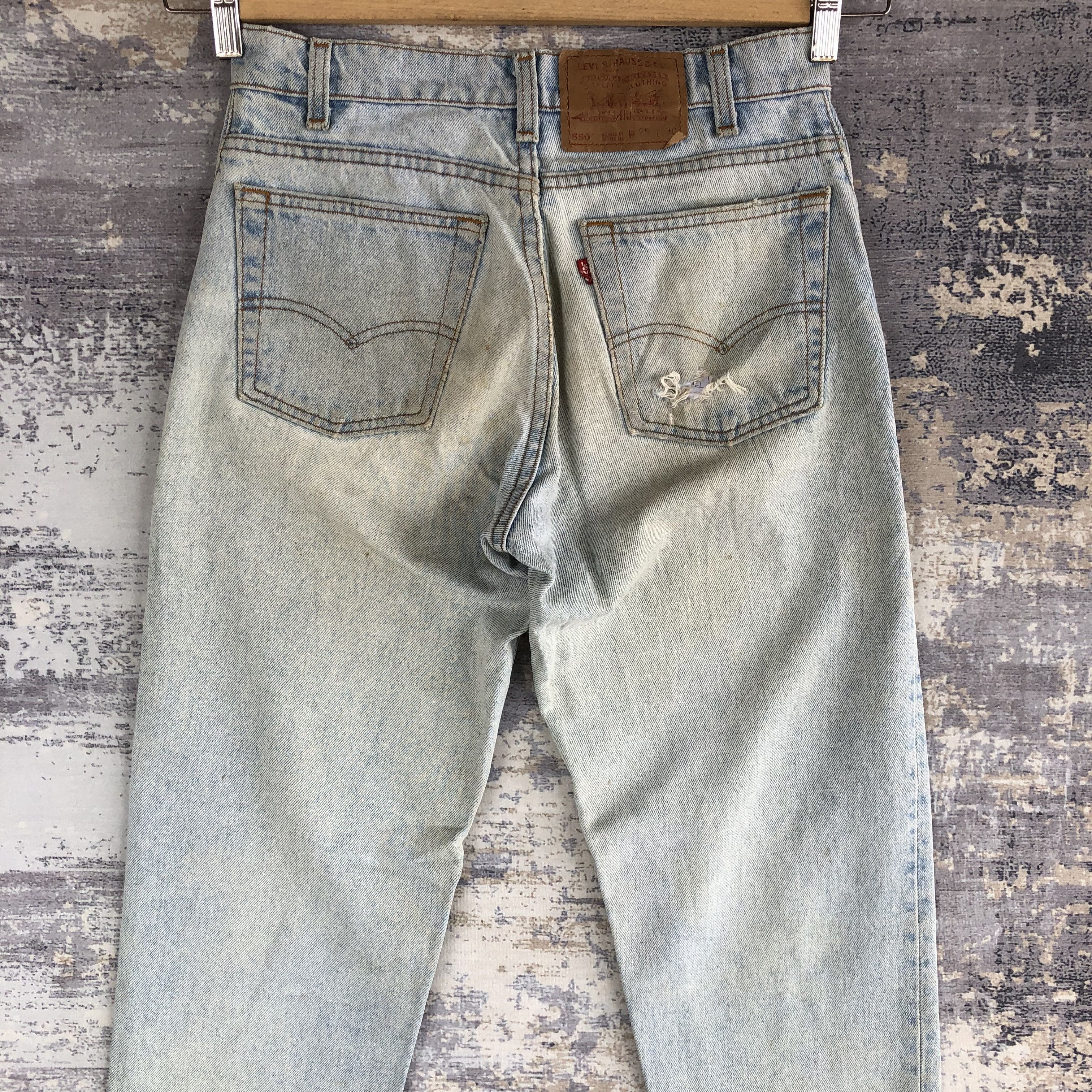 Levi's Vintage Levis 550 Light Wash Jeans Levi's Mud Faded Denim Size 28" / US 6 / IT 42 - 4 Thumbnail