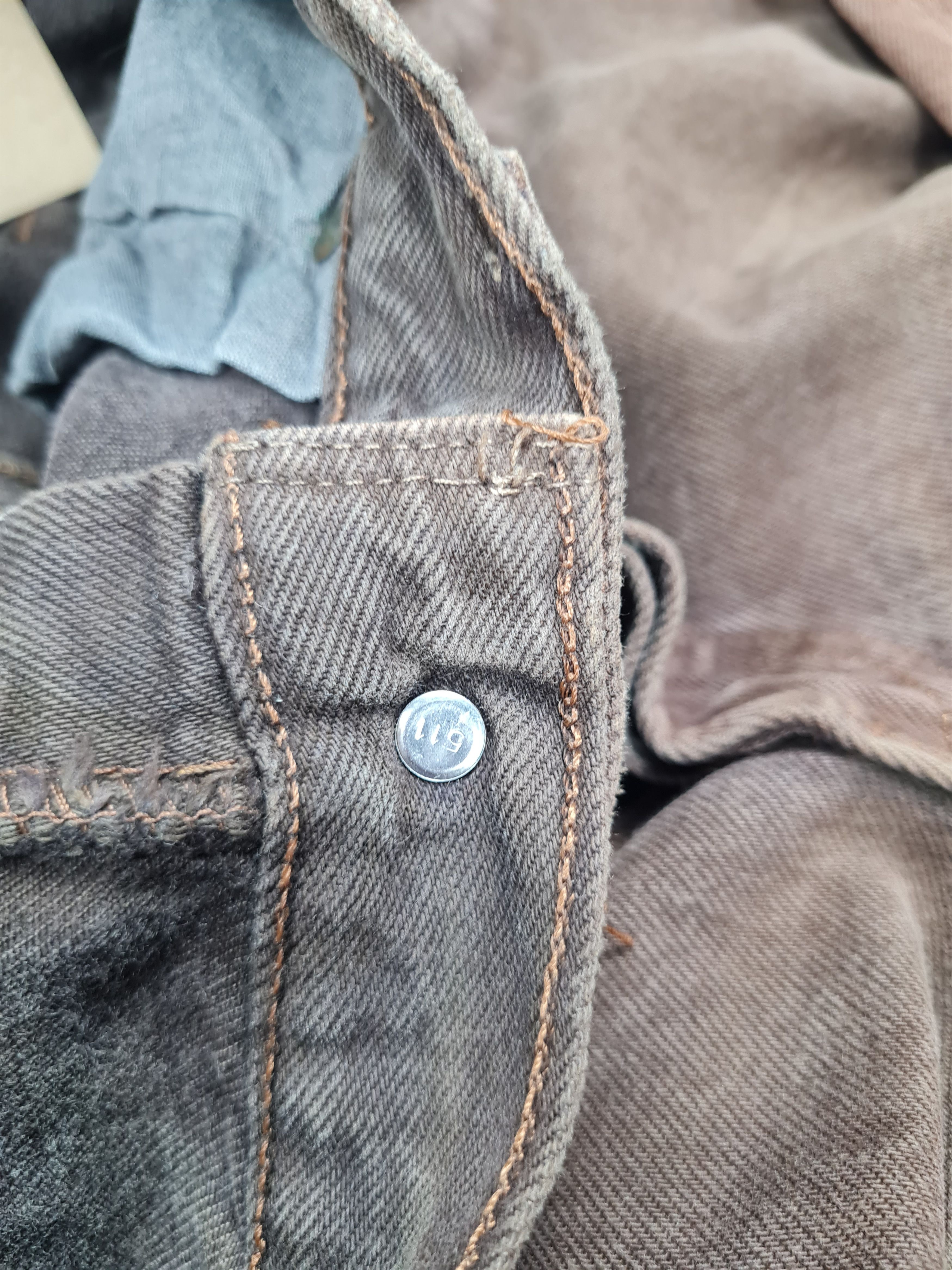 Levi's Vtg LEVIS 501 Light Wash Distressed Brown 34X34 Jeans L0248 Size US 34 / EU 50 - 10 Thumbnail