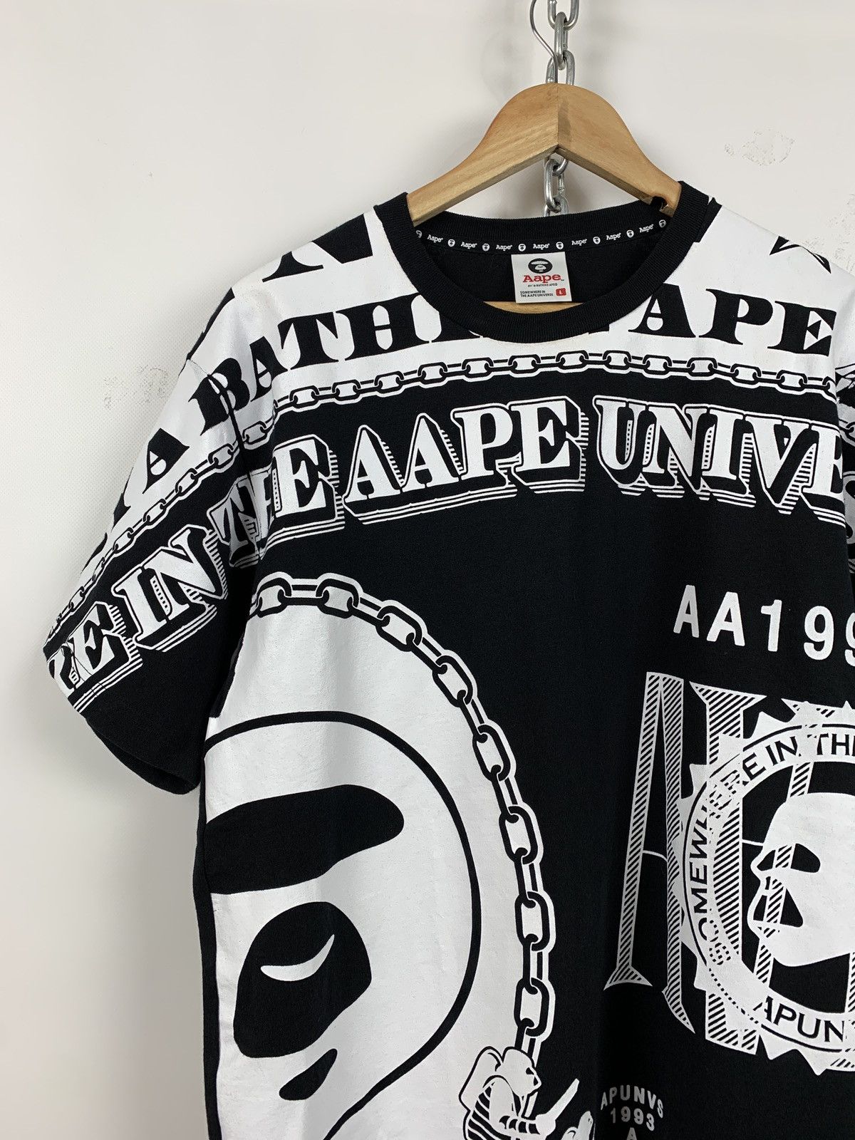 Aape Aape By A Bathing Ape Black Universe T-Shirt Size US L / EU 52-54 / 3 - 3 Thumbnail