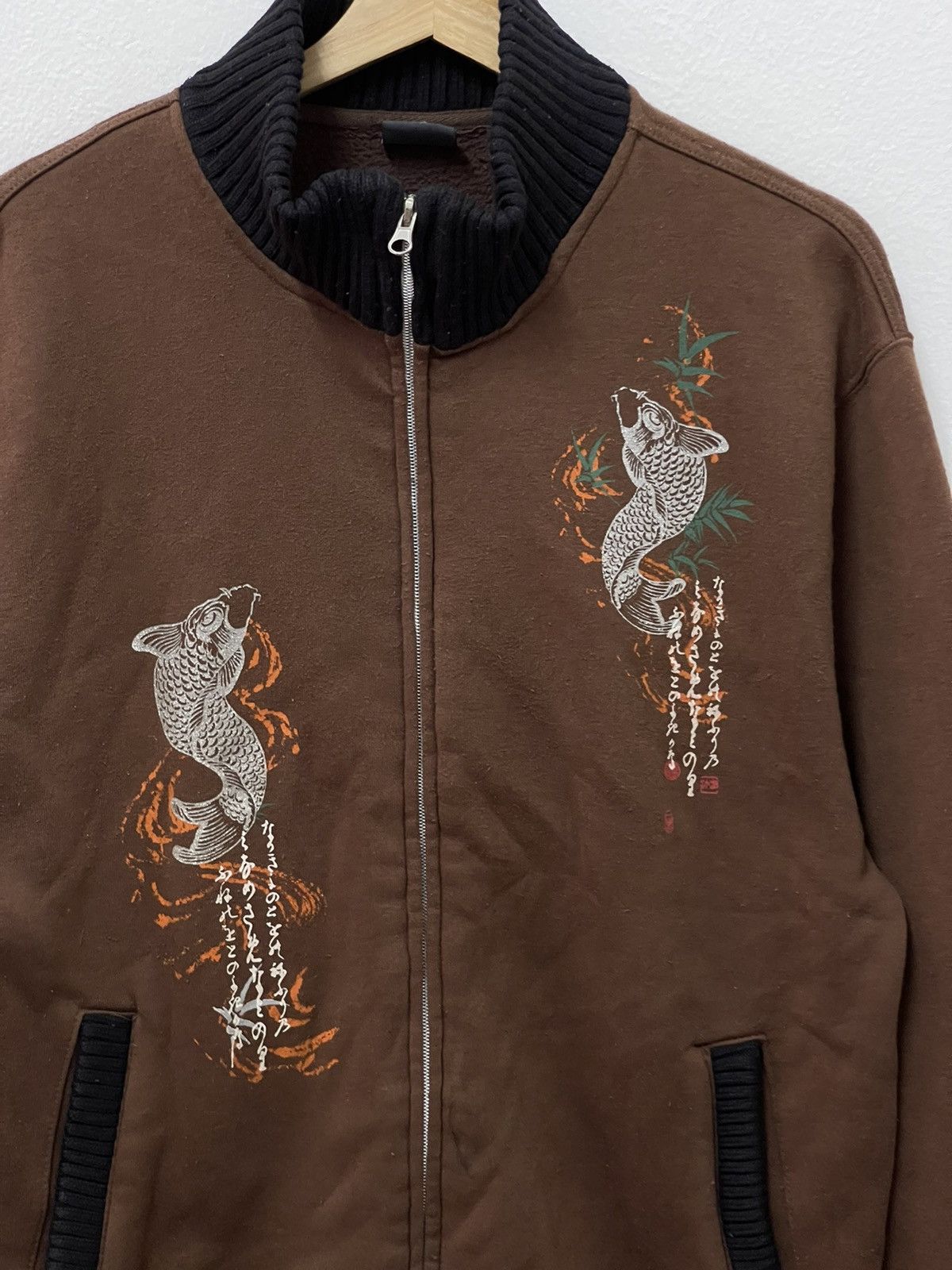 Japanese Brand × Vintage Vintage Sukajan Fish Koi Zip Up Sweater Size US M / EU 48-50 / 2 - 2 Thumbnail