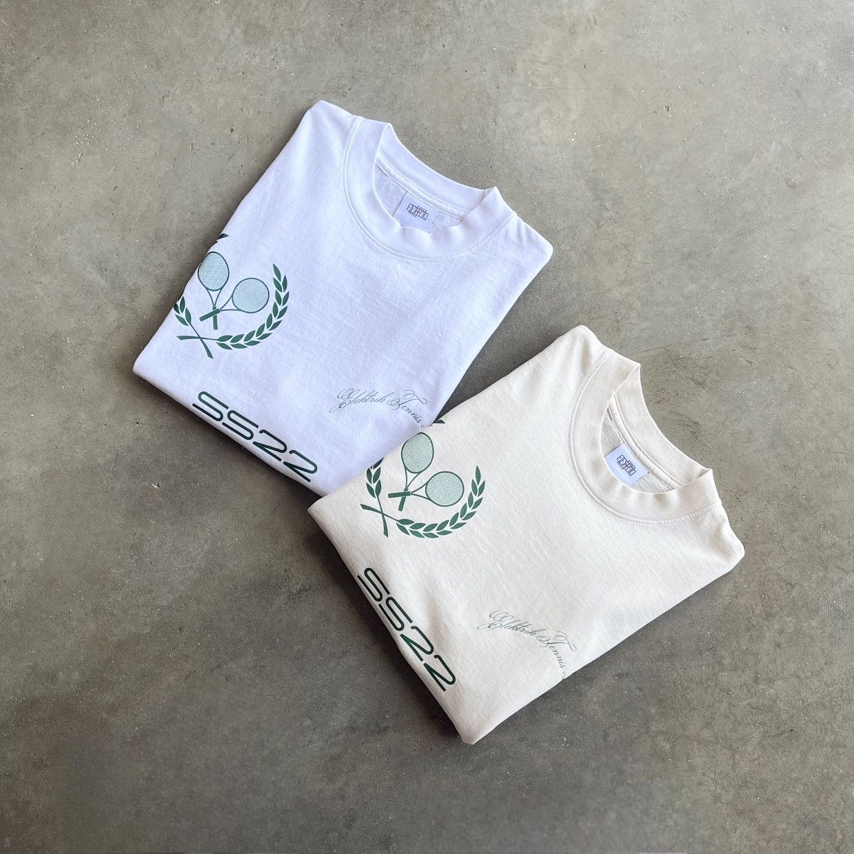 Designer × Vintage Elektrik ‘Tennis League’ Off White Vintage Graphic Tee Size US XL / EU 56 / 4 - 4 Thumbnail