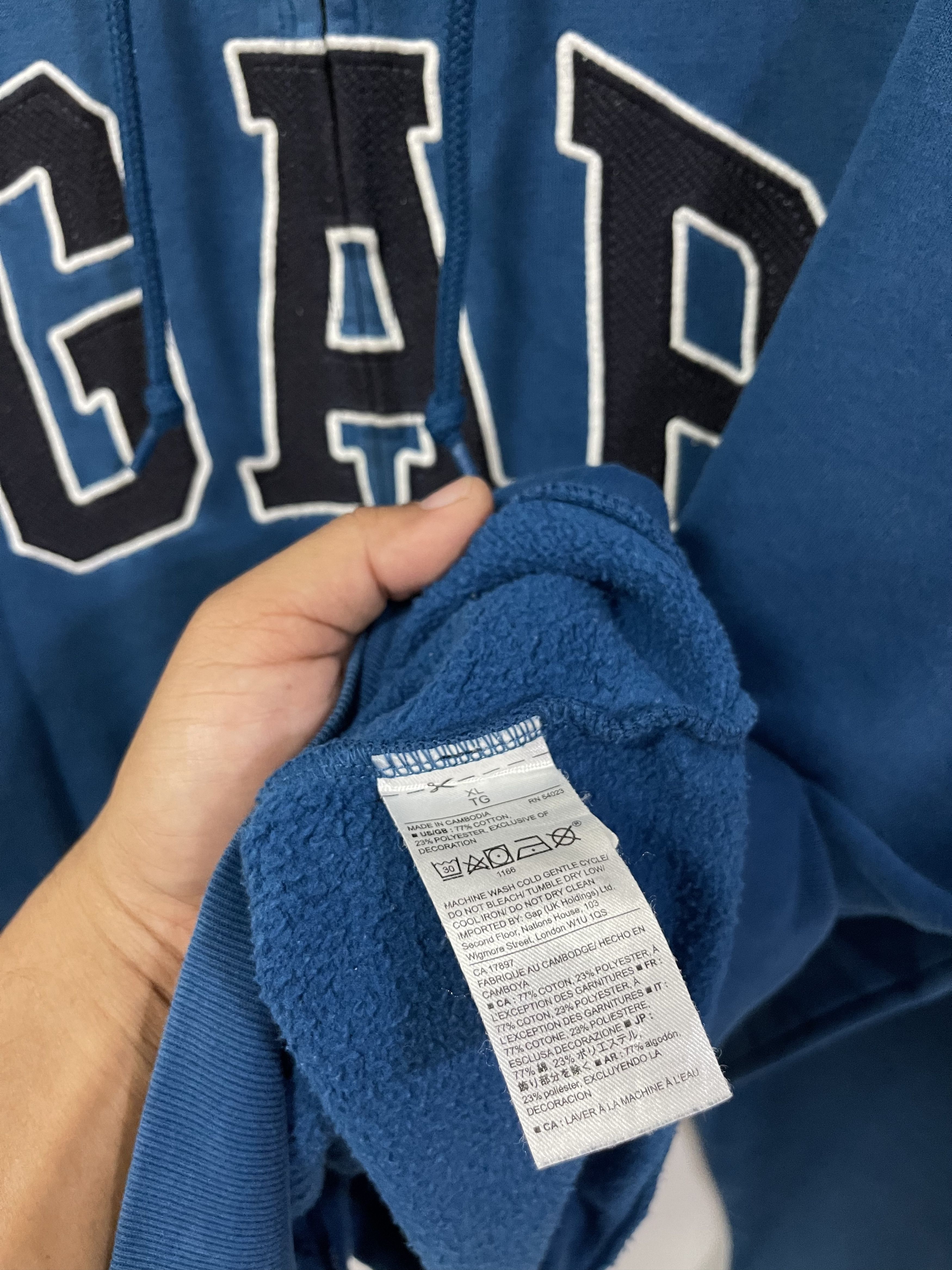 Gap × Vintage Vintage Gap Spell Out Embroidery Hoodie Sweatshirt Size US XL / EU 56 / 4 - 11 Thumbnail