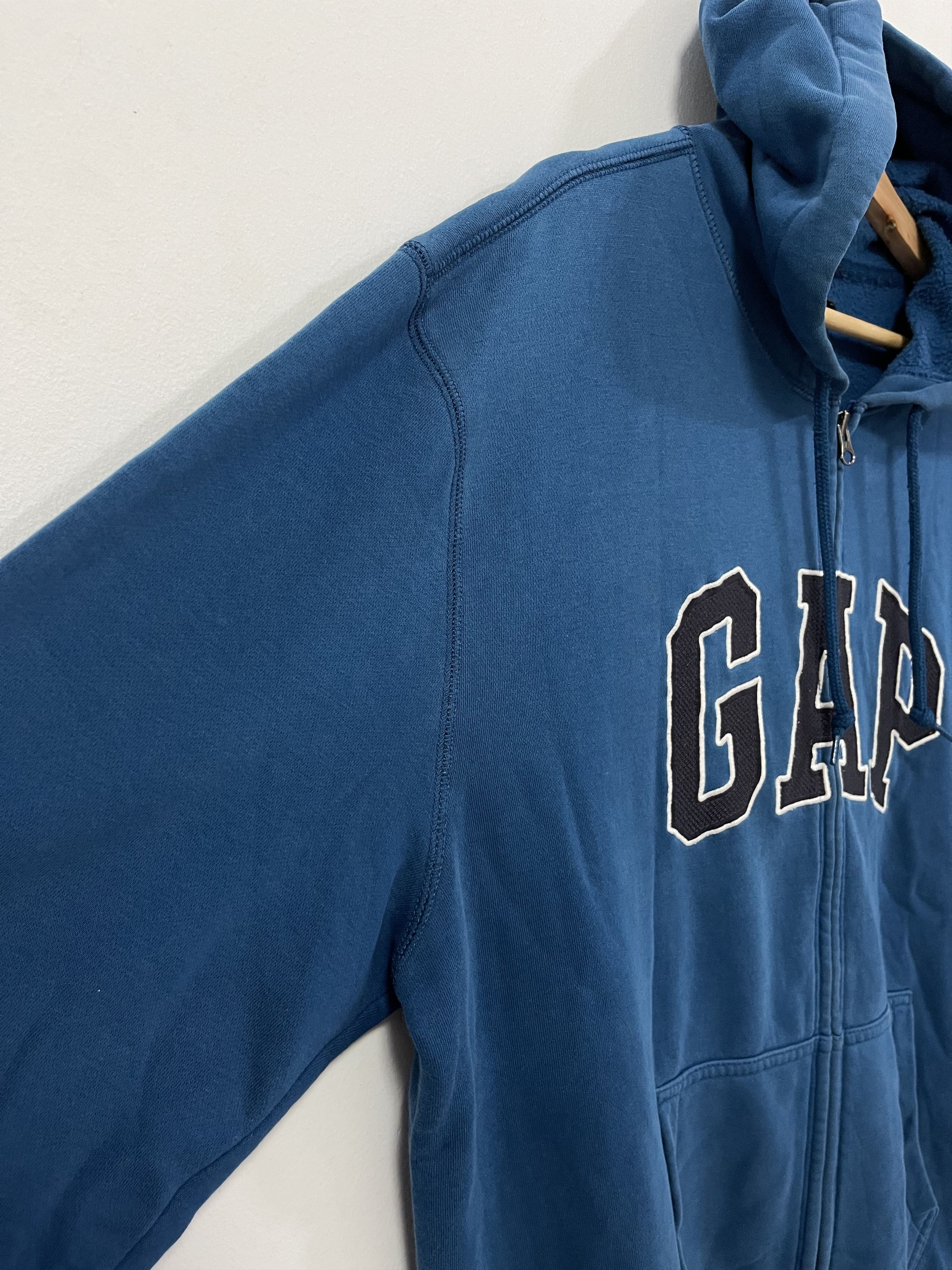Gap × Vintage Vintage Gap Spell Out Embroidery Hoodie Sweatshirt Size US XL / EU 56 / 4 - 6 Thumbnail