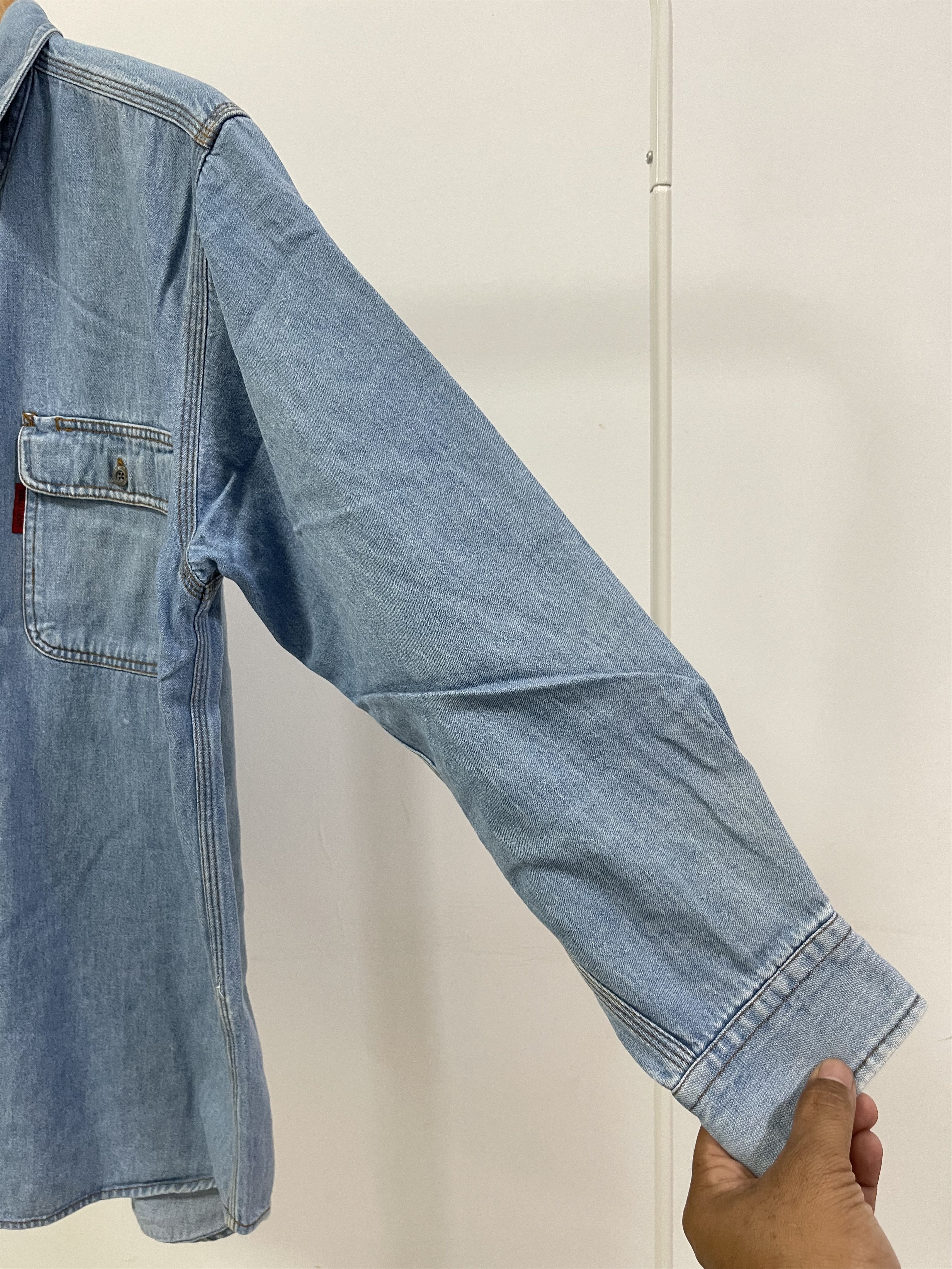 Sports Specialties × Vintage Vintage Lucky Strike Double Pocket Button Up Denim Size US M / EU 48-50 / 2 - 4 Thumbnail
