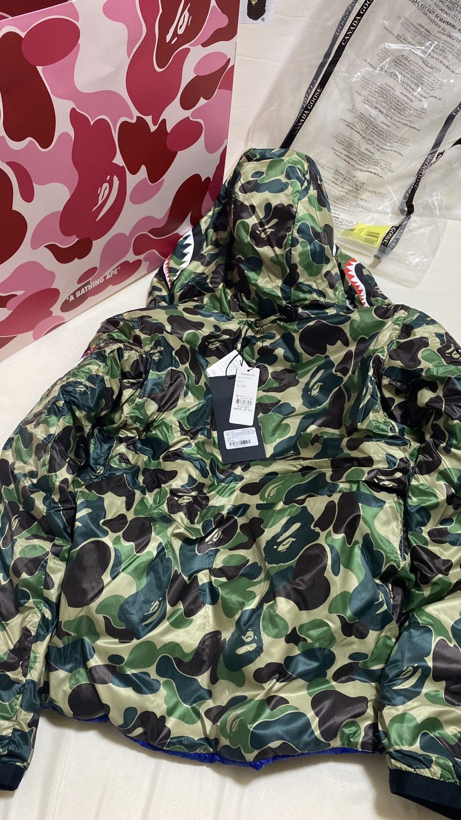 Bape × CNCPTS × Canada Goose A Bathing Ape X Canada Goose X Concepts Reversible Jacket M Size US M / EU 48-50 / 2 - 9 Thumbnail