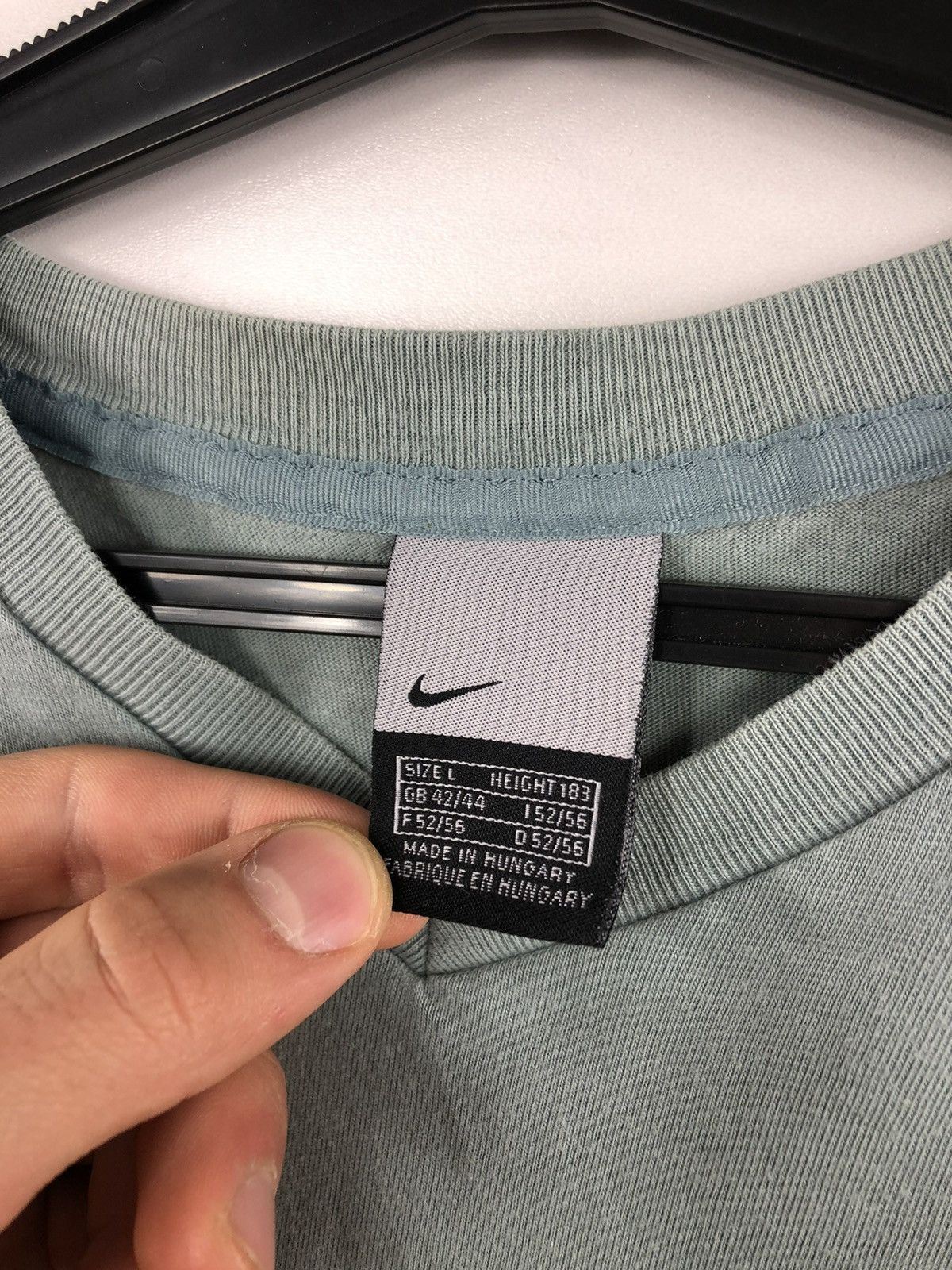 Nike × Vintage Vintage 2000’s Nike Small Swoosh Embroidered Logo Size L Size US L / EU 52-54 / 3 - 6 Thumbnail