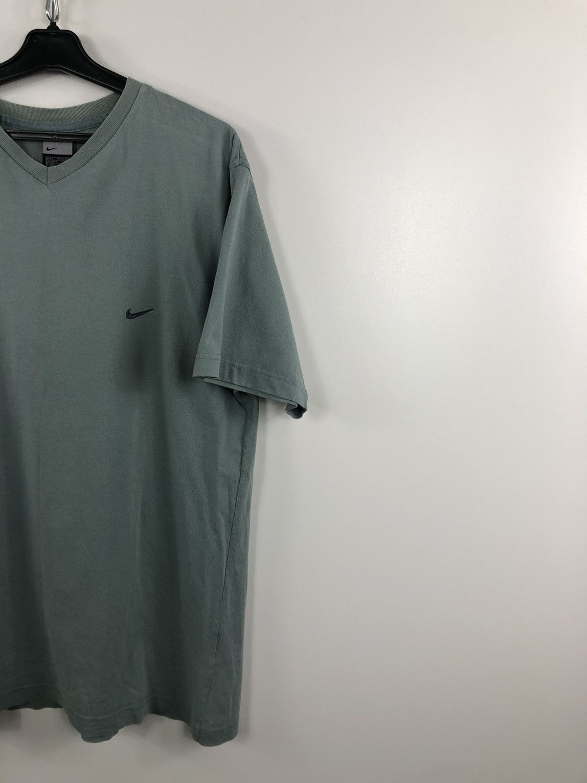 Nike × Vintage Vintage 2000’s Nike Small Swoosh Embroidered Logo Size L Size US L / EU 52-54 / 3 - 4 Thumbnail