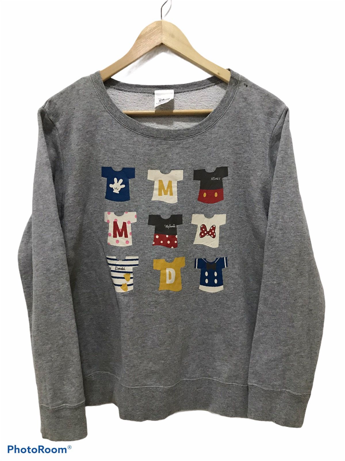 VINTAGE Disney Mickey Mouse crewneck sweatshirt
