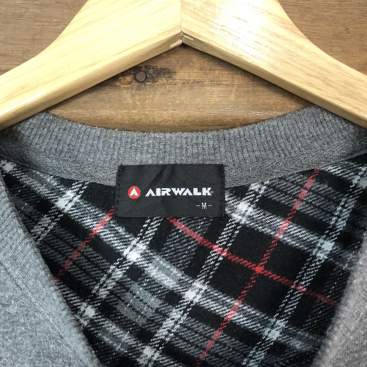 Airwalk Airwalk faded Grey Sweatshirt #358B Size US S / EU 44-46 / 1 - 7 Thumbnail