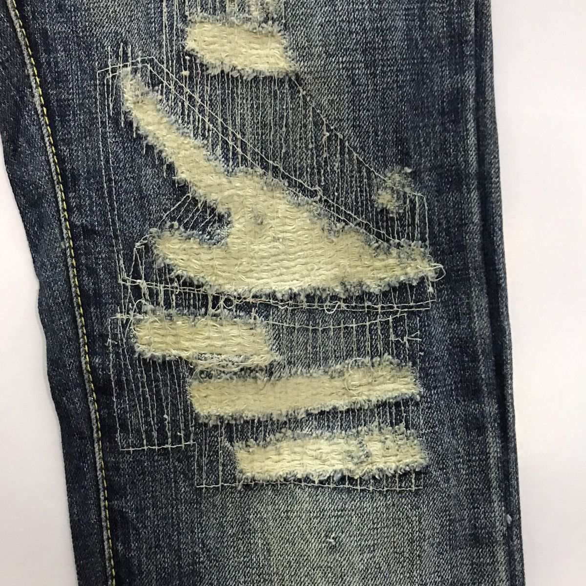 Dolce & Gabbana DOLCE & GABBANA Distresses design denim pant Size US 28 / EU 44 - 6 Thumbnail
