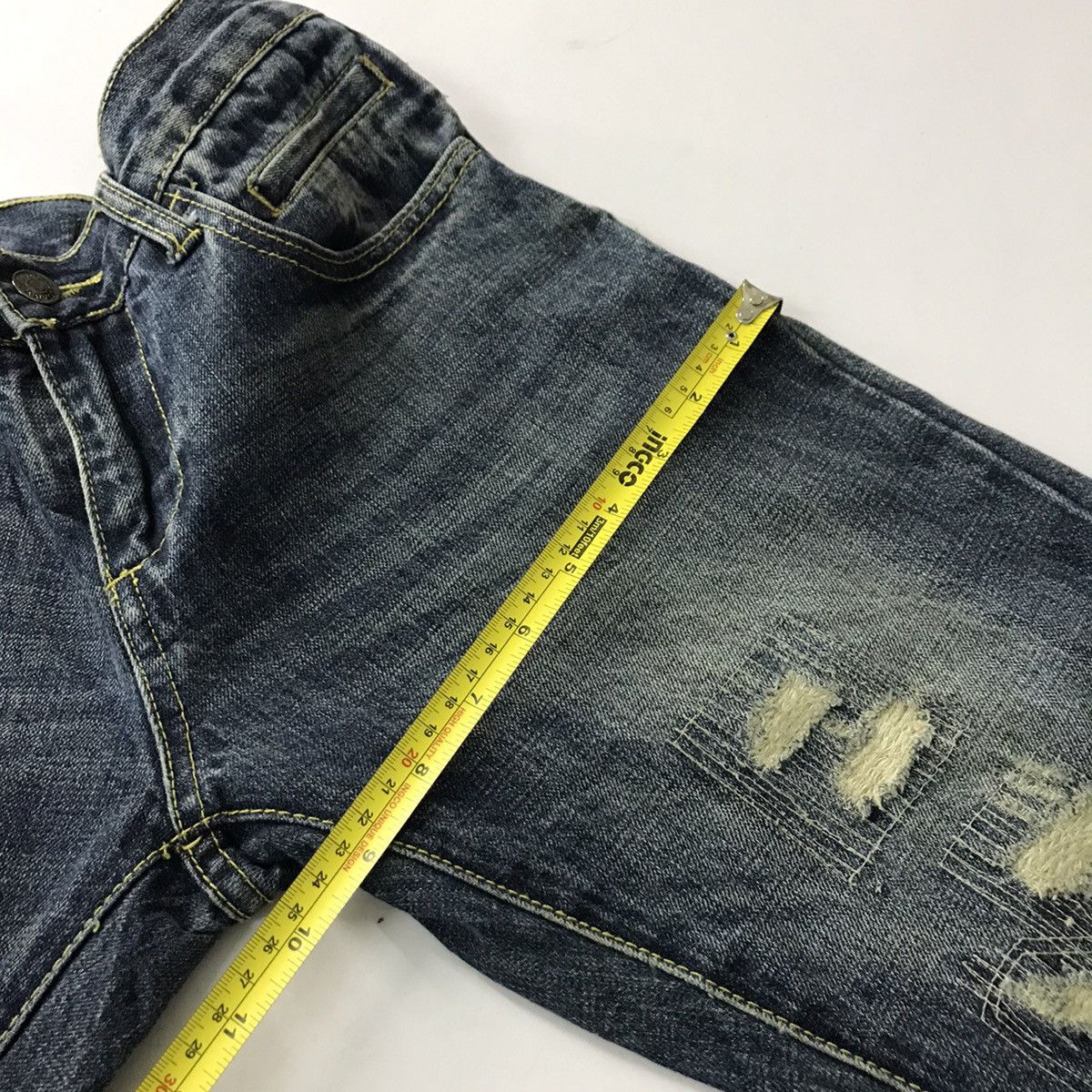 Dolce & Gabbana DOLCE & GABBANA Distresses design denim pant Size US 28 / EU 44 - 13 Thumbnail