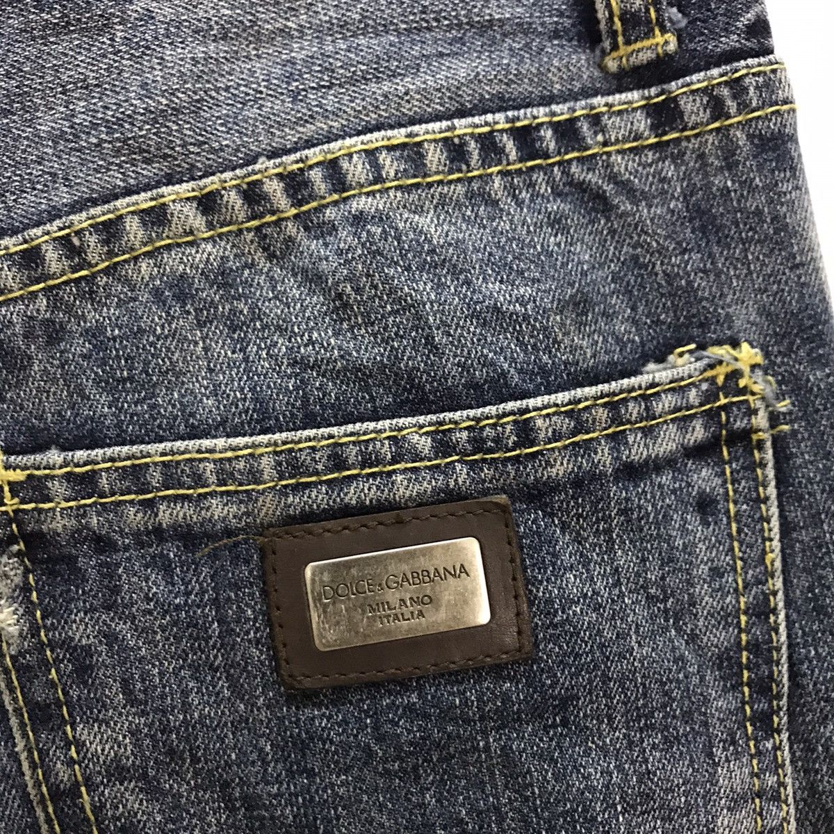 Dolce & Gabbana DOLCE & GABBANA Distresses design denim pant Size US 28 / EU 44 - 10 Thumbnail