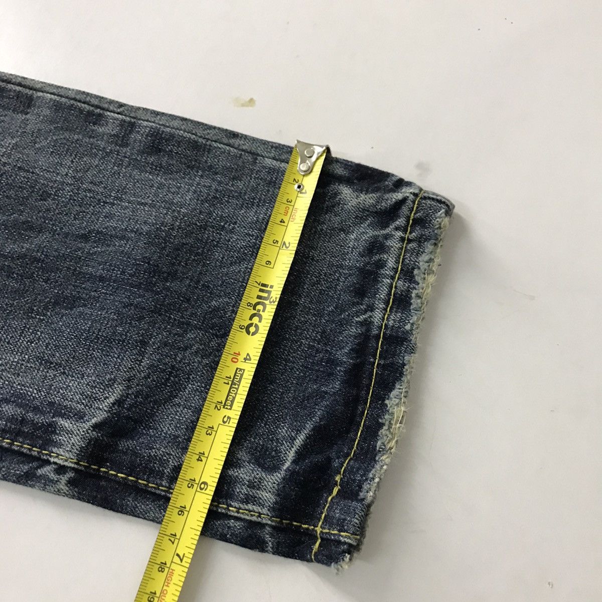 Dolce & Gabbana DOLCE & GABBANA Distresses design denim pant Size US 28 / EU 44 - 14 Thumbnail