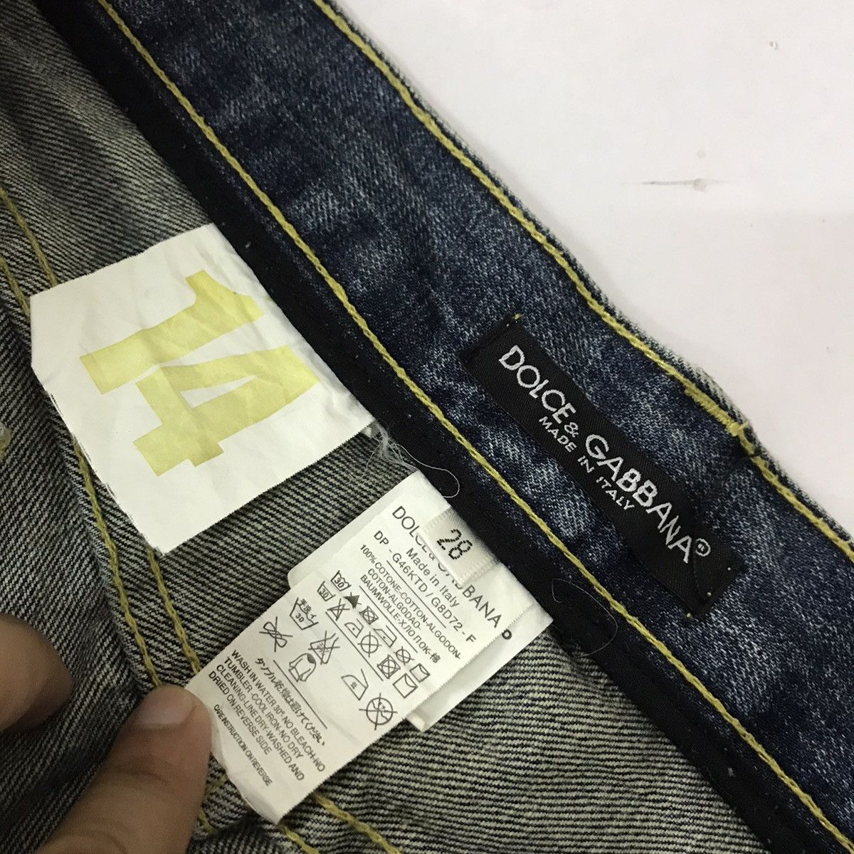 Dolce & Gabbana DOLCE & GABBANA Distresses design denim pant Size US 28 / EU 44 - 16 Thumbnail