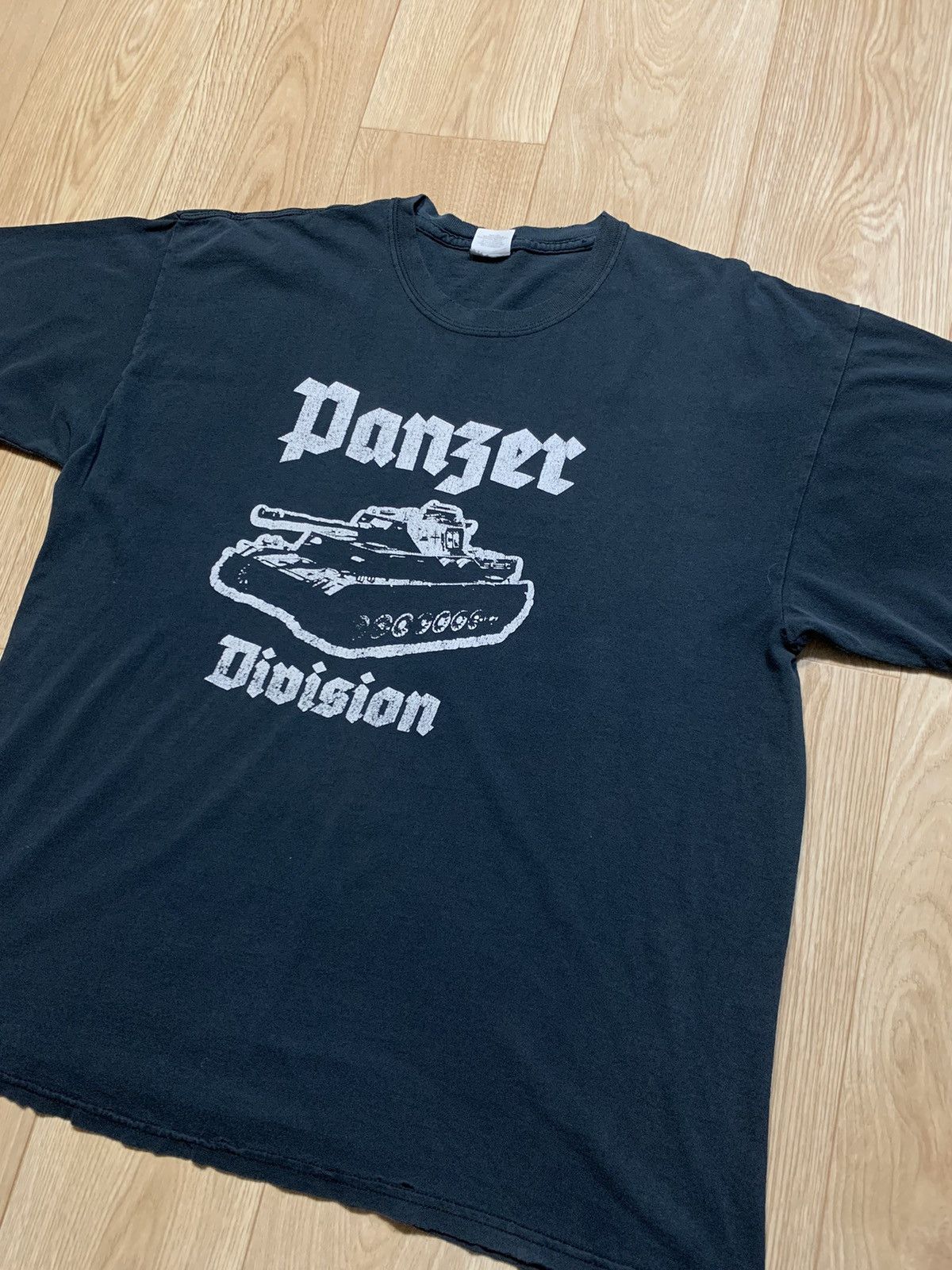 Band Tees × Vintage Vintage Panzer Division T-Shirt Size US XXL / EU 58 / 5 - 2 Thumbnail
