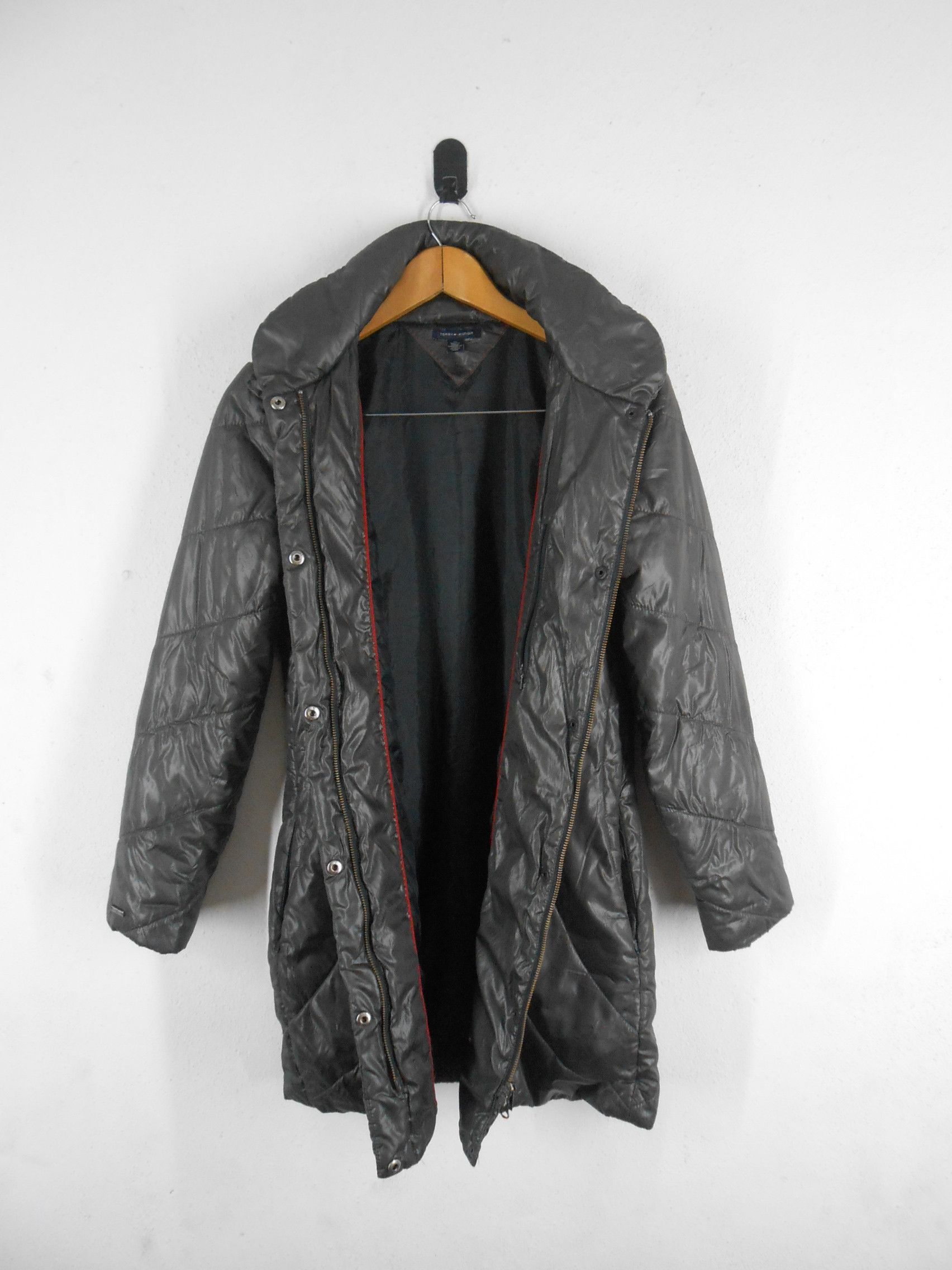 Tommy Hilfiger TOMMY HILFIGER PUFFER JACKET Size US XS / EU 42 / 0 - 2 Thumbnail
