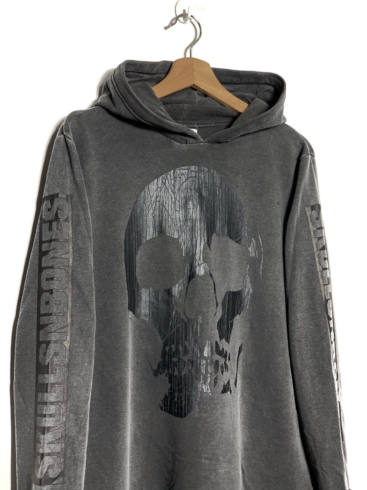 H&M Skulls n Bones Pullover Hoodies Size US S / EU 44-46 / 1 - 2 Thumbnail