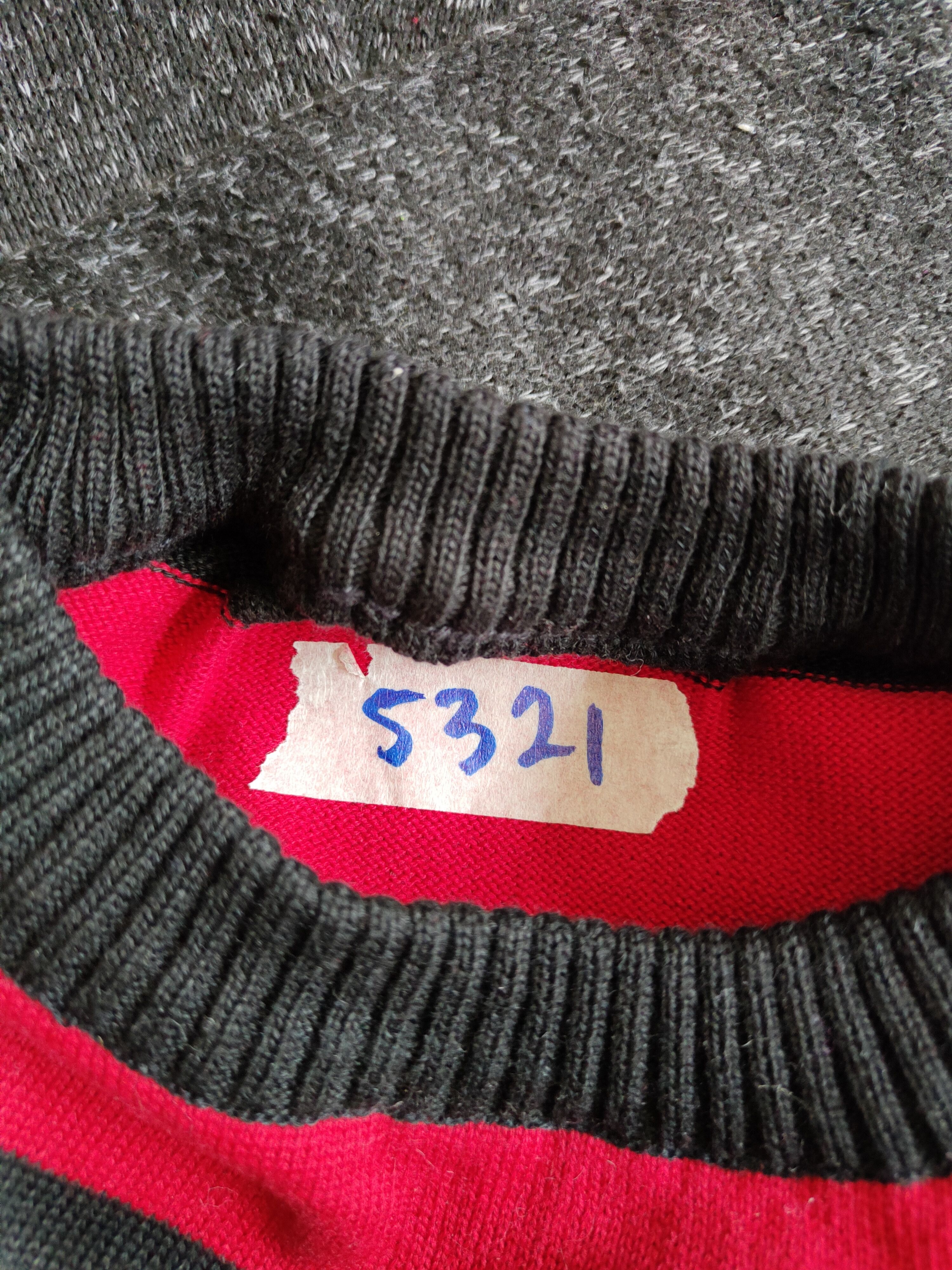 Japanese Brand Custom Reconstruct kurt cobain nirvana sweatshirt #5321DL Size US L / EU 52-54 / 3 - 9 Thumbnail