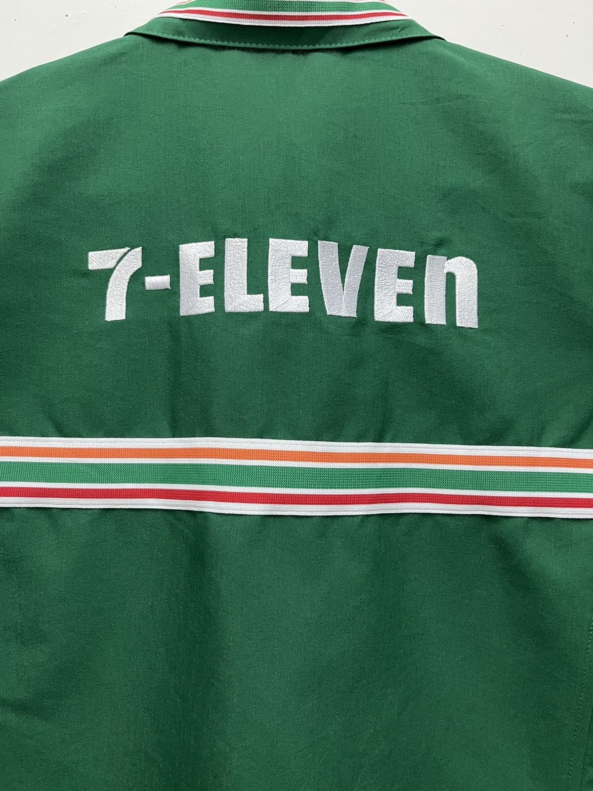 Vintage Vintage 7 Eleven Uniform Shirt Size US M / EU 48-50 / 2 - 7 Thumbnail