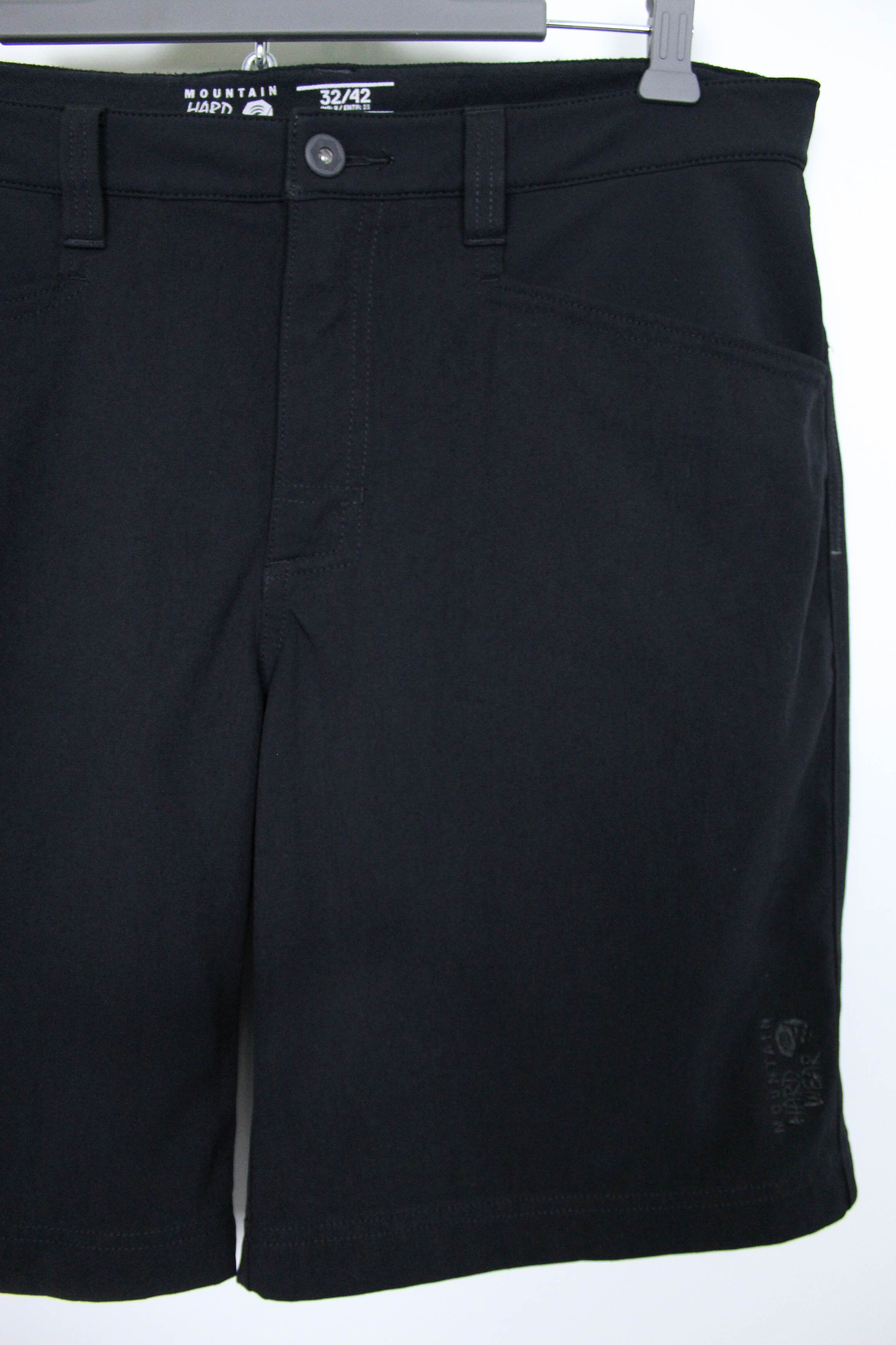 Mountain Hardwear Mountain Hardwear Black Utility Hiking Tech Cargo Shorts Size US 32 / EU 48 - 4 Thumbnail