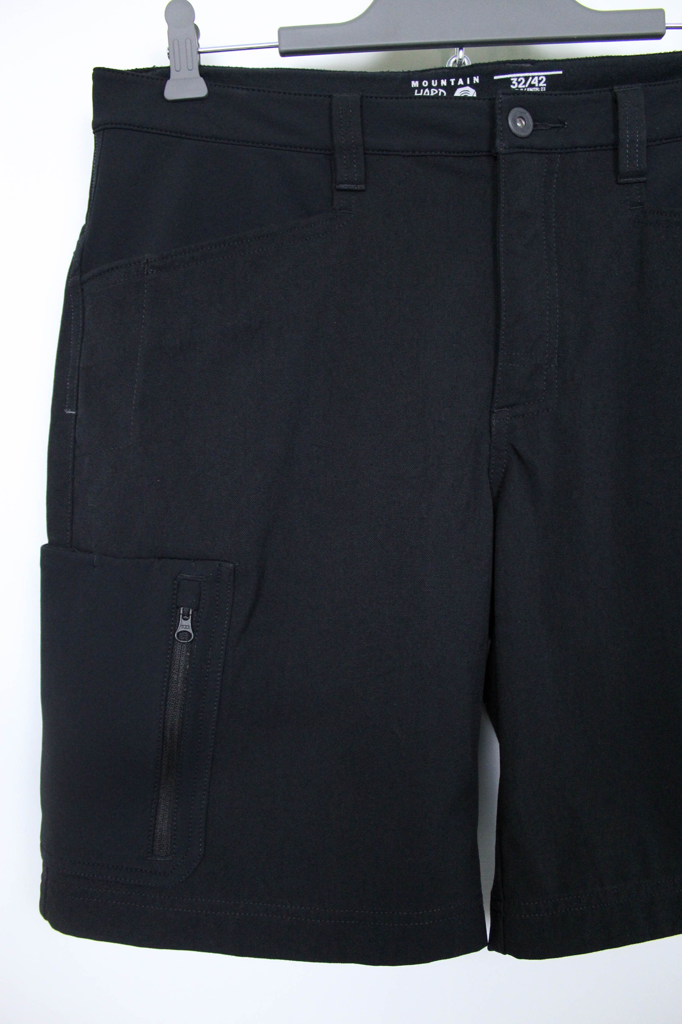 Mountain Hardwear Mountain Hardwear Black Utility Hiking Tech Cargo Shorts Size US 32 / EU 48 - 3 Thumbnail