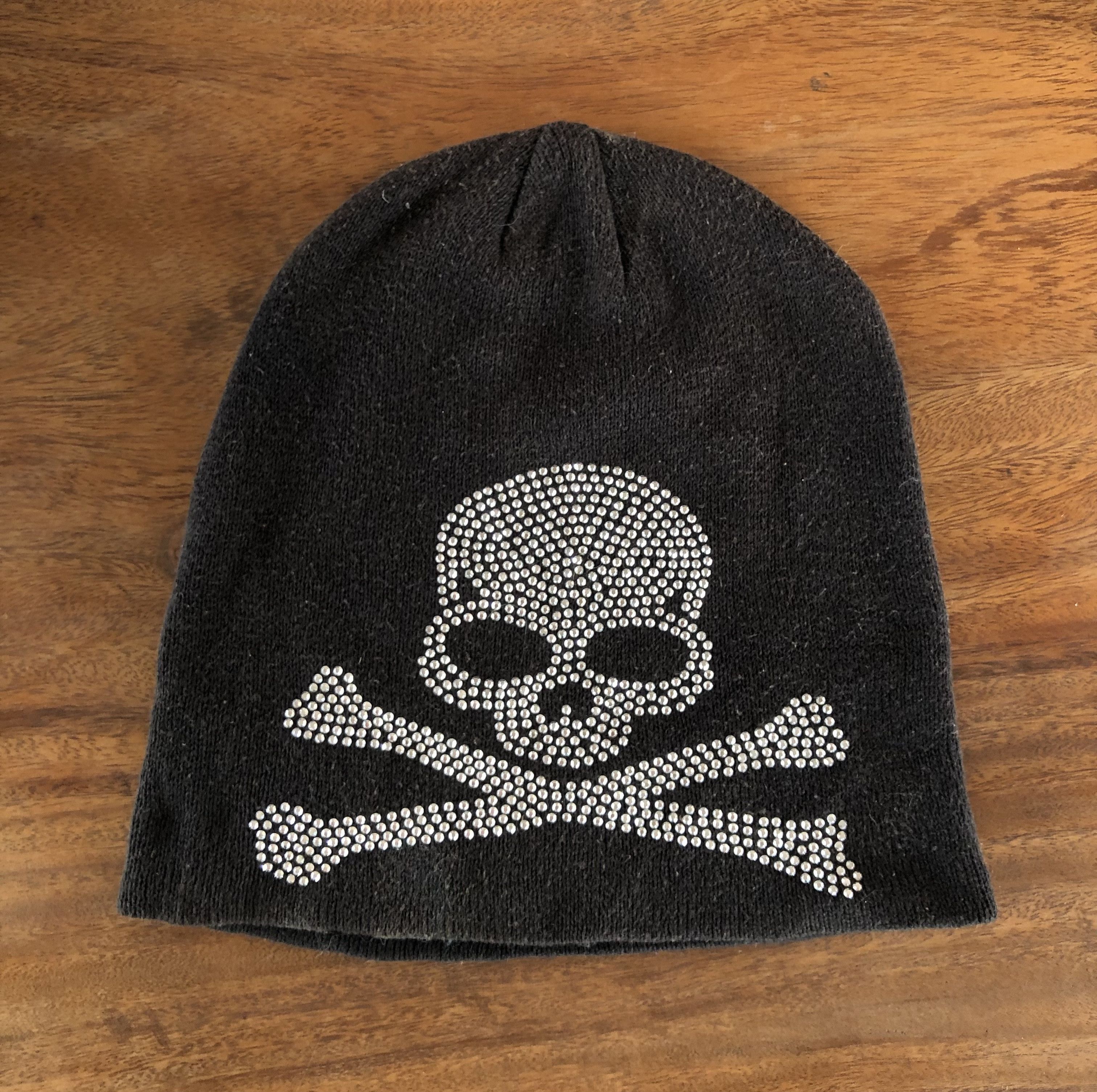 Japanese Brand VINTAGE SKULL RHINESTONE DIAMANTE CUFFLESS BEANIE Size ONE SIZE - 1 Thumbnail