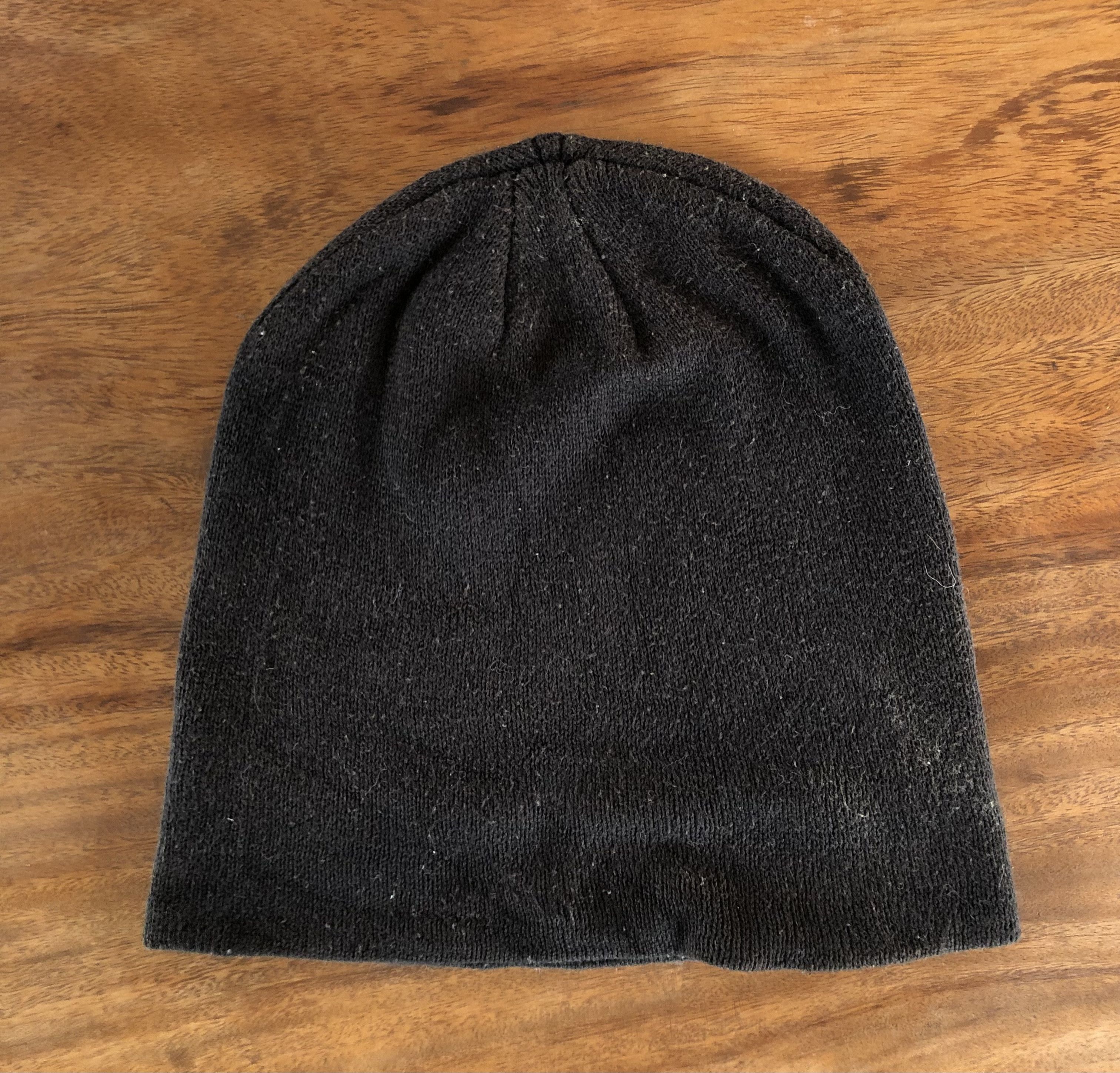 Japanese Brand VINTAGE SKULL RHINESTONE DIAMANTE CUFFLESS BEANIE Size ONE SIZE - 3 Thumbnail
