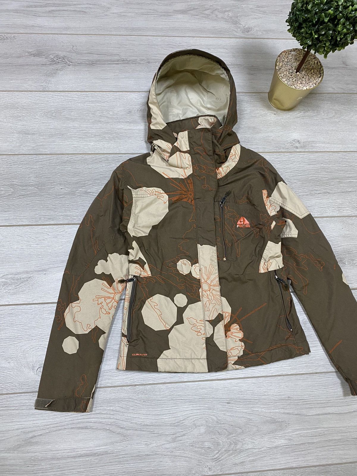 Vintage Nike ACG ski jacket patterns clima-fit women Size XS / US 0-2 / IT 36-38 - 2 Thumbnail