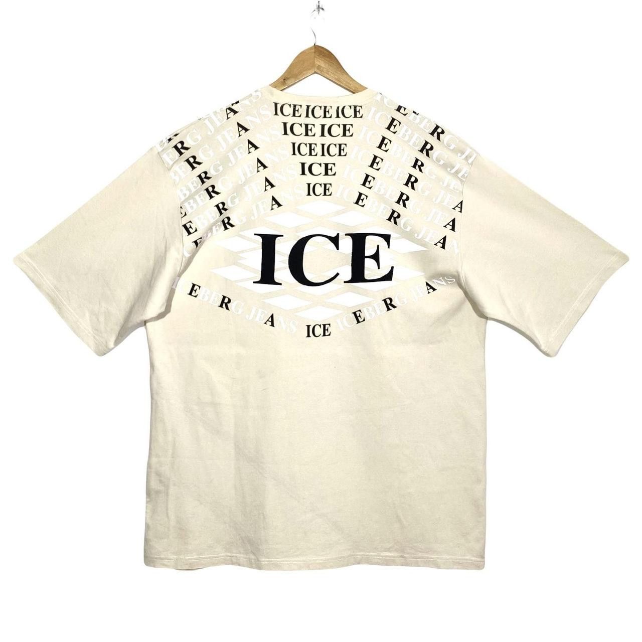 Genre : Tee Shirt Marque : Qee By Art Toy Modèle