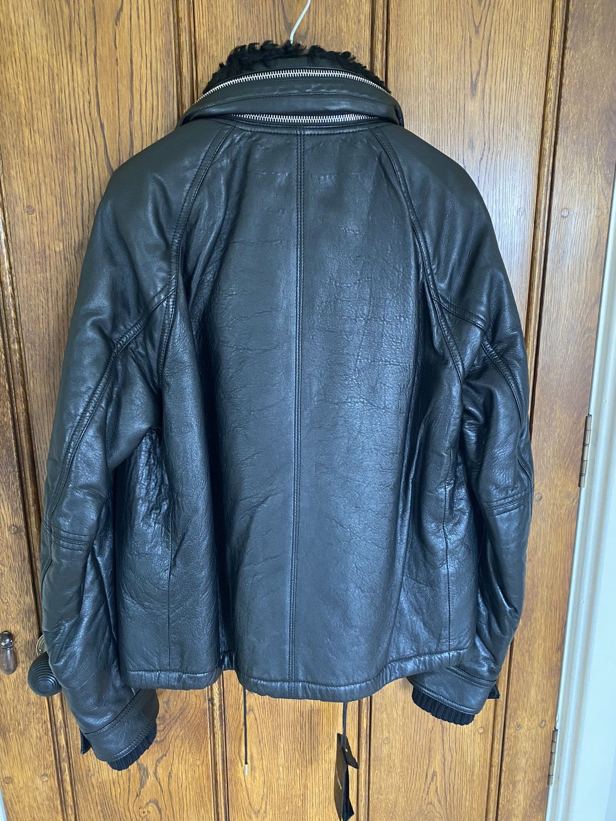 Saint Laurent Paris $6795 Leather shearling aviator jacket Saint Laurent Size US S / EU 44-46 / 1 - 22 Thumbnail