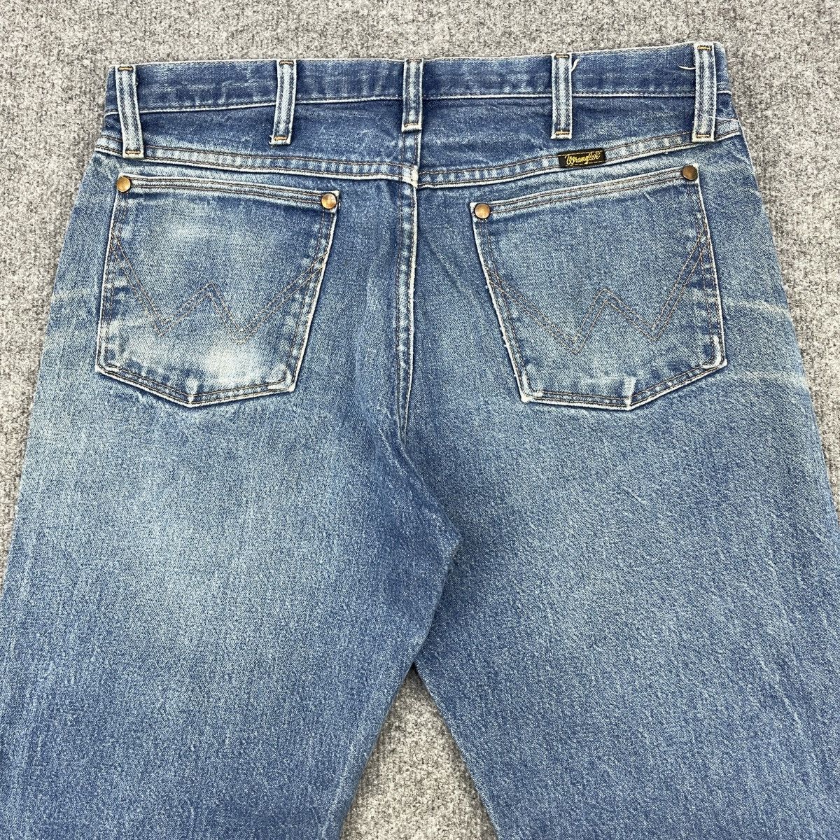 Vintage × Wrangler Vintage Wrangler Faded Jeans wc-199 Size US 33 - 4 Thumbnail